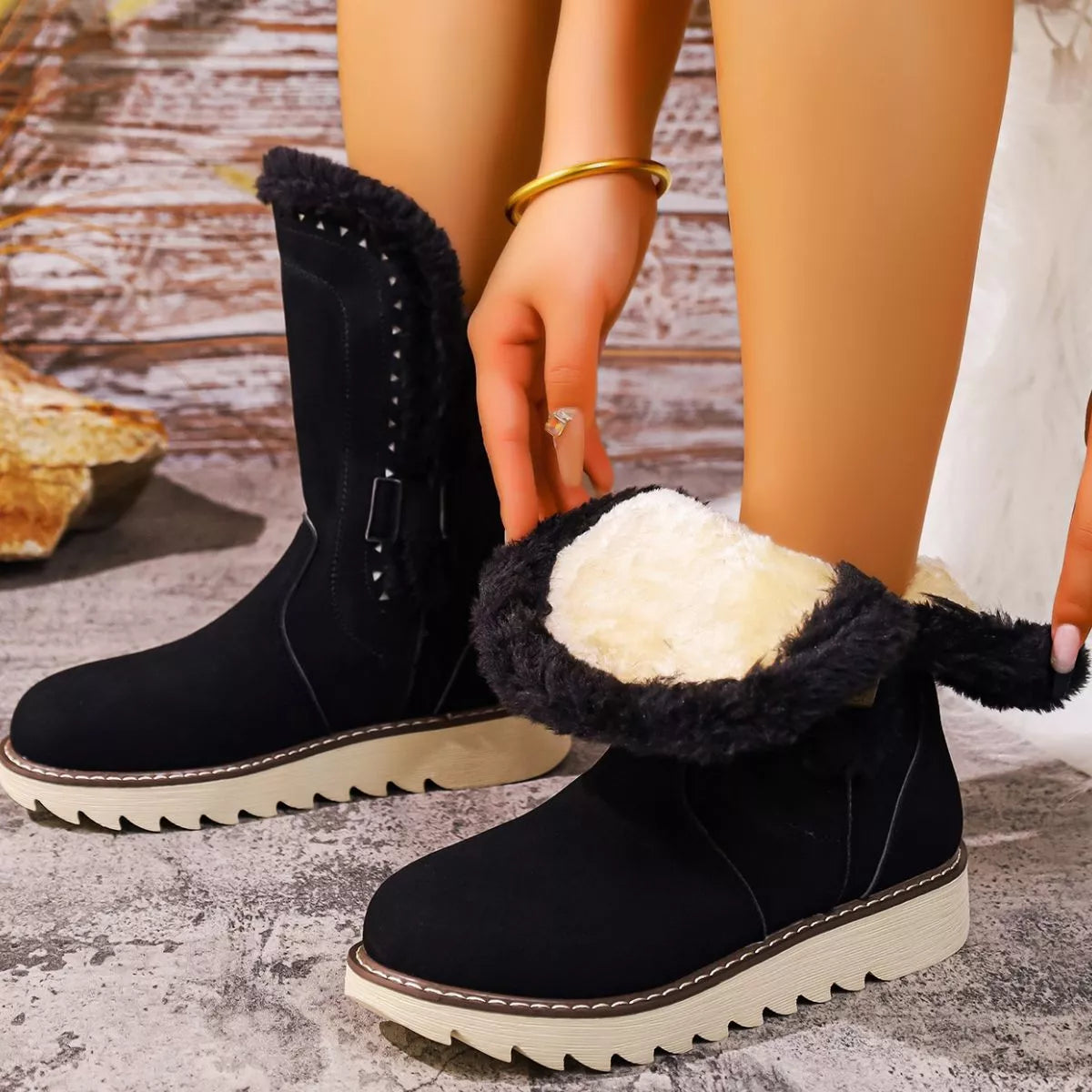 Round Toe Platform Boots - Lilixa.store