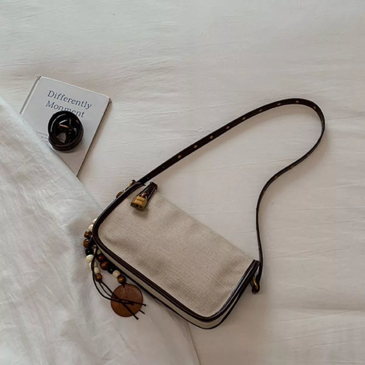 Vintage Lock Detail Shoulder Bag - Lilixa.store