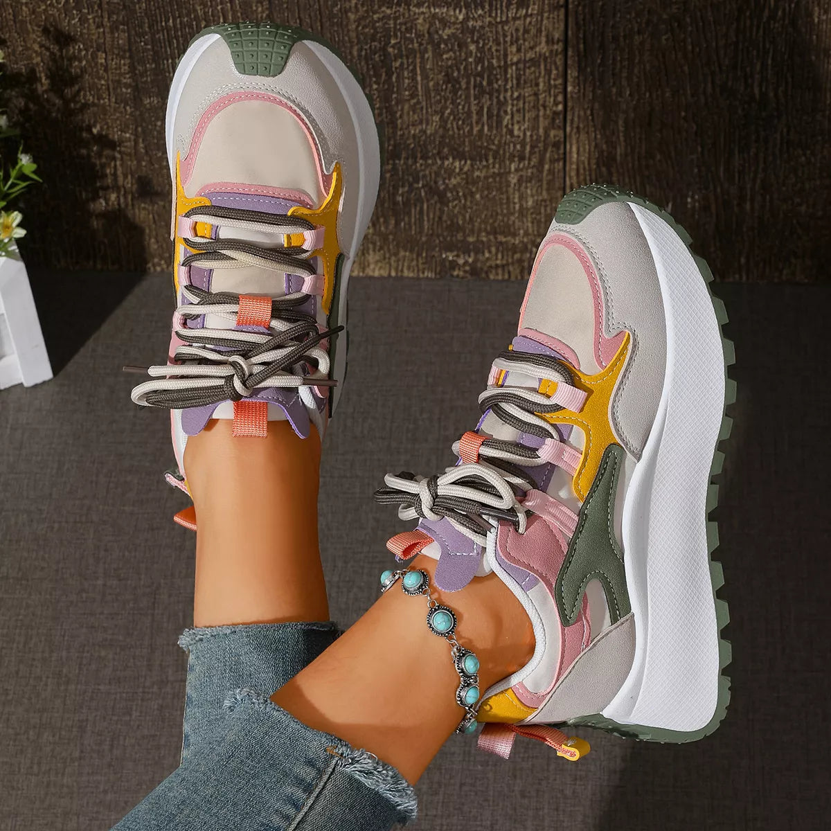 Round Toe Lace Up Sneakers