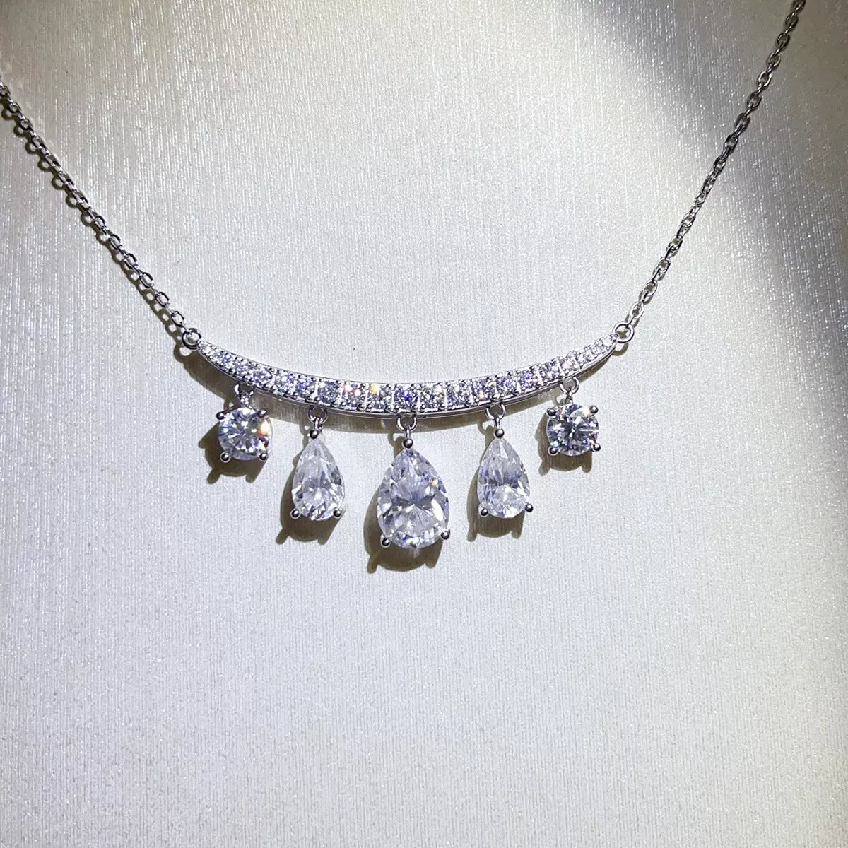 6 Carat 925 Sterling Silver Moissanite Teardrop Necklace