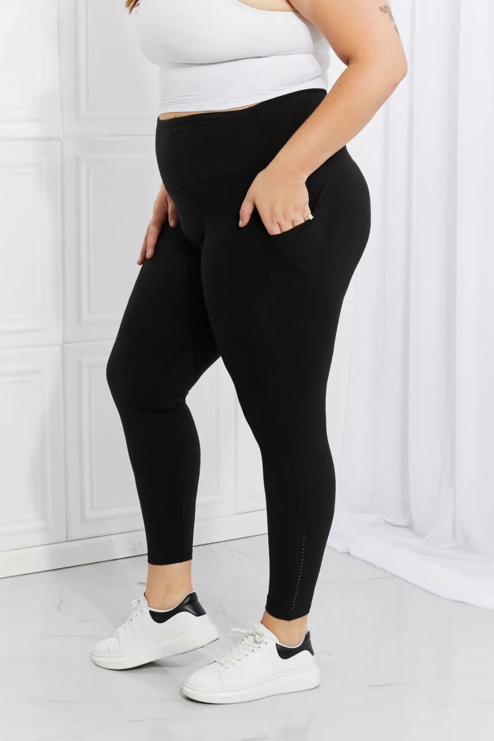 Leggings Depot Full Size Strengthen and Lengthen Reflective Dot Active Leggings - Lilixa.store