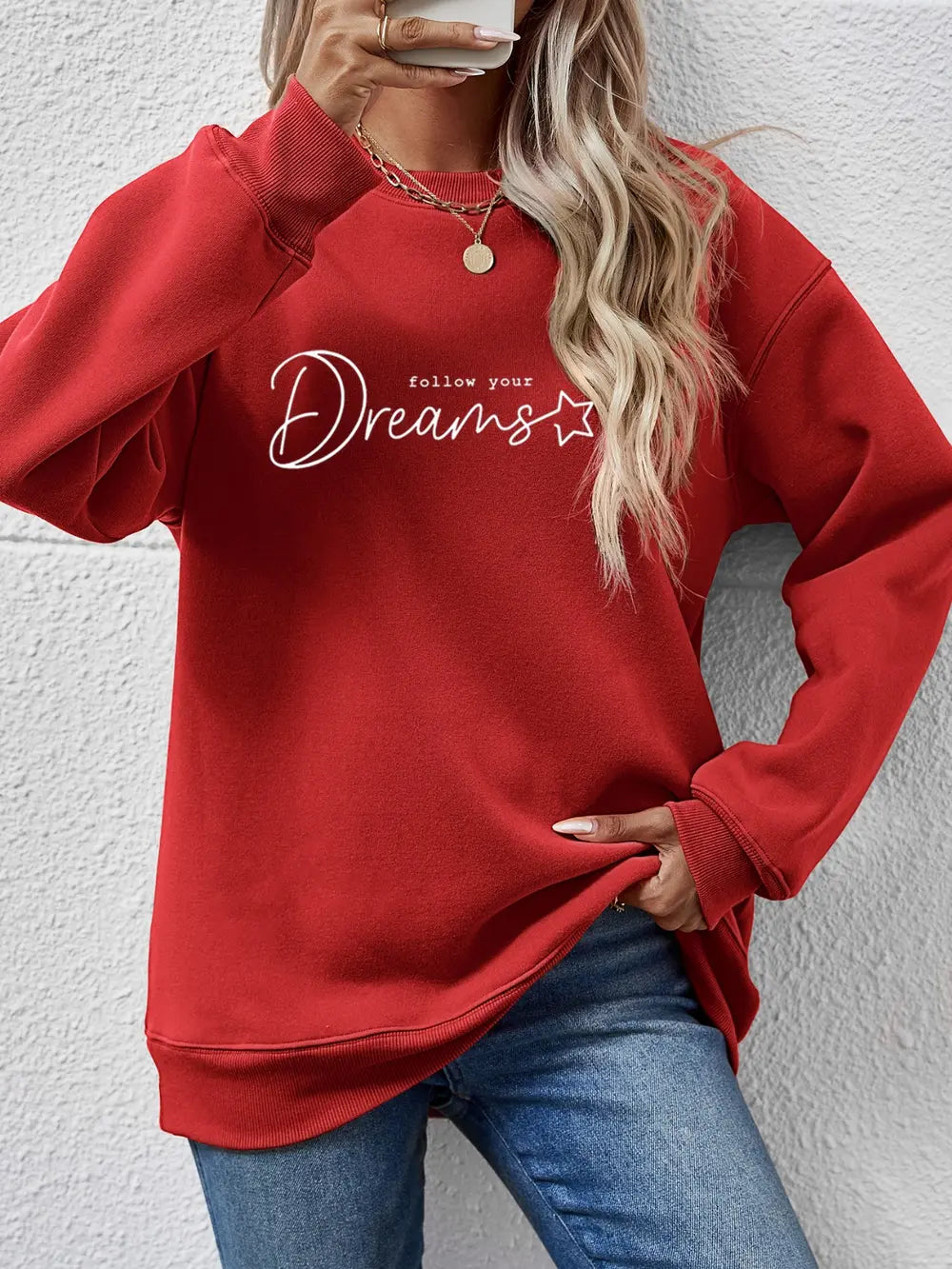 FOLLOW YOUR DREAMS Graphic Sweatshirt in Deep Red