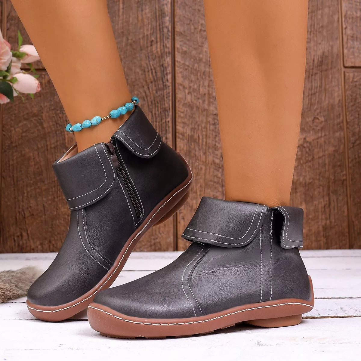 Round Toe Side Zipper Boots - Lilixa.store