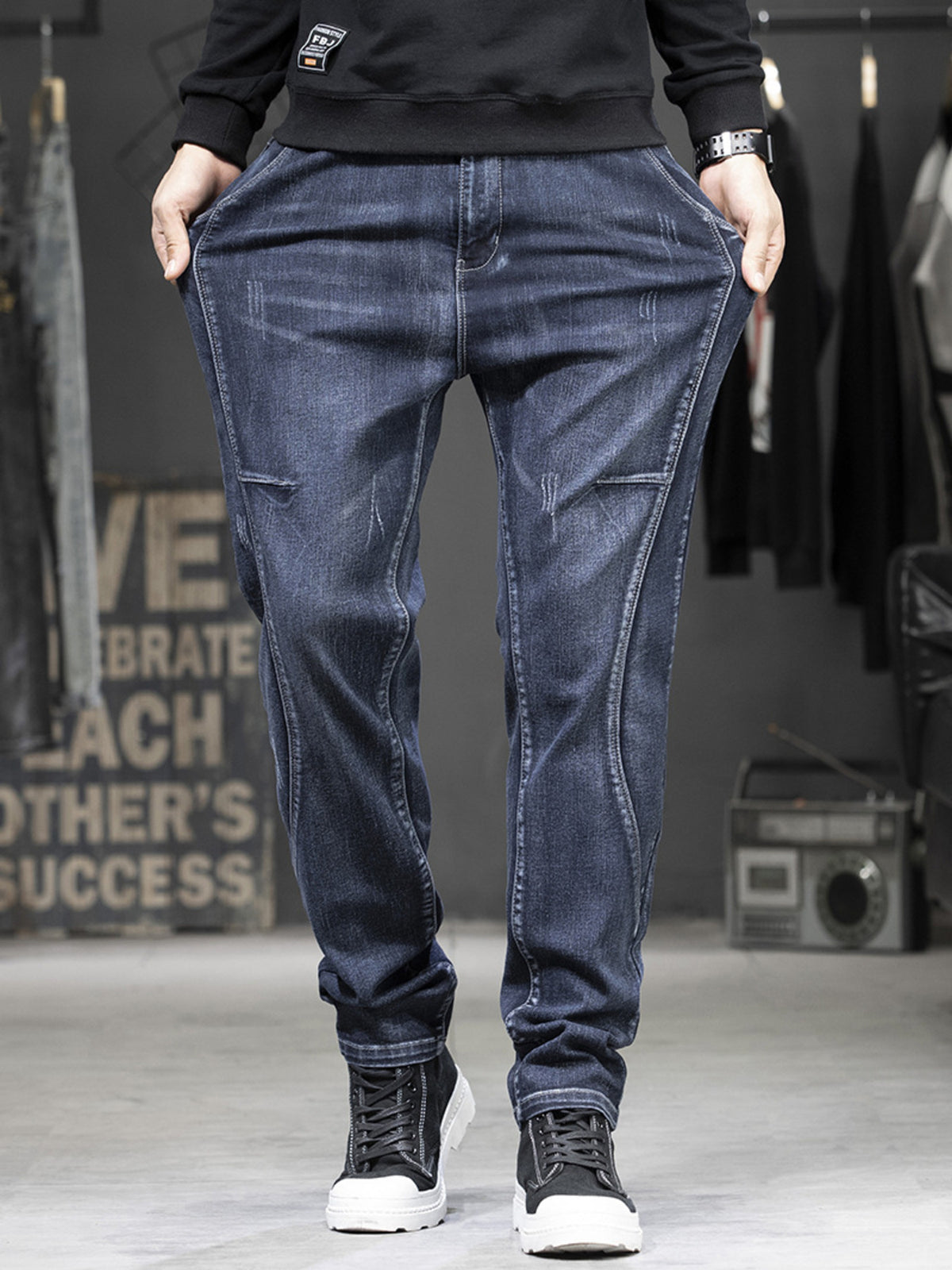 Men's Washed High-Stretch Jeans