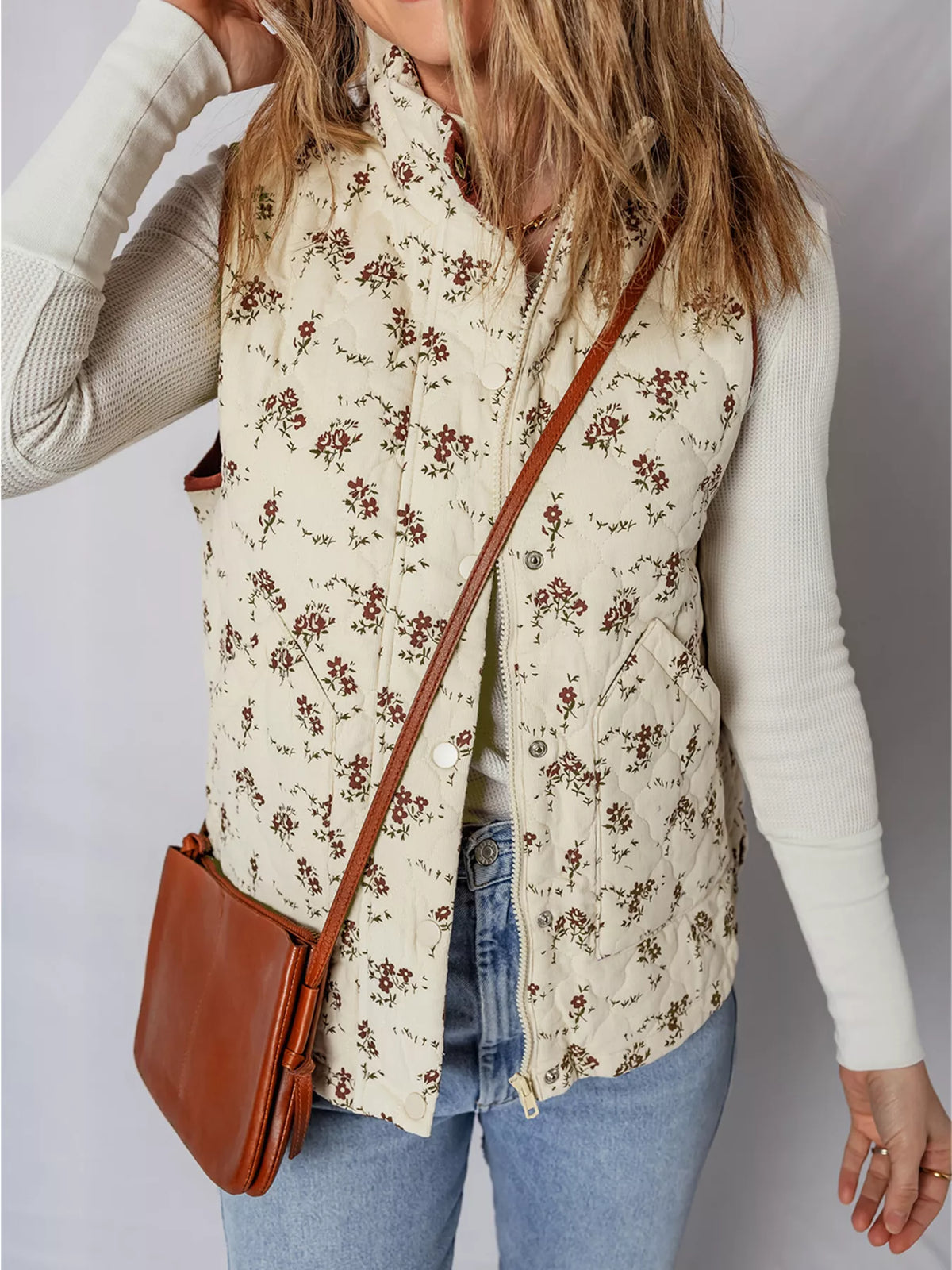 Floral Print Zip Up Quilted Vest in Beige, view 6
