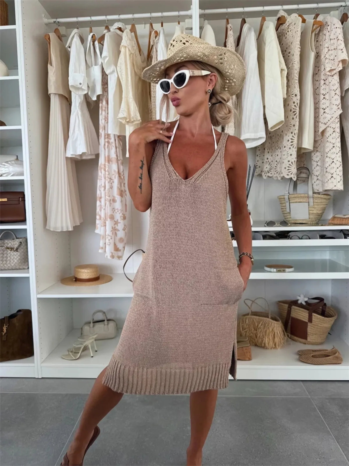 Ribbed Hem V-Neck Sweater Dress in Dark Pink