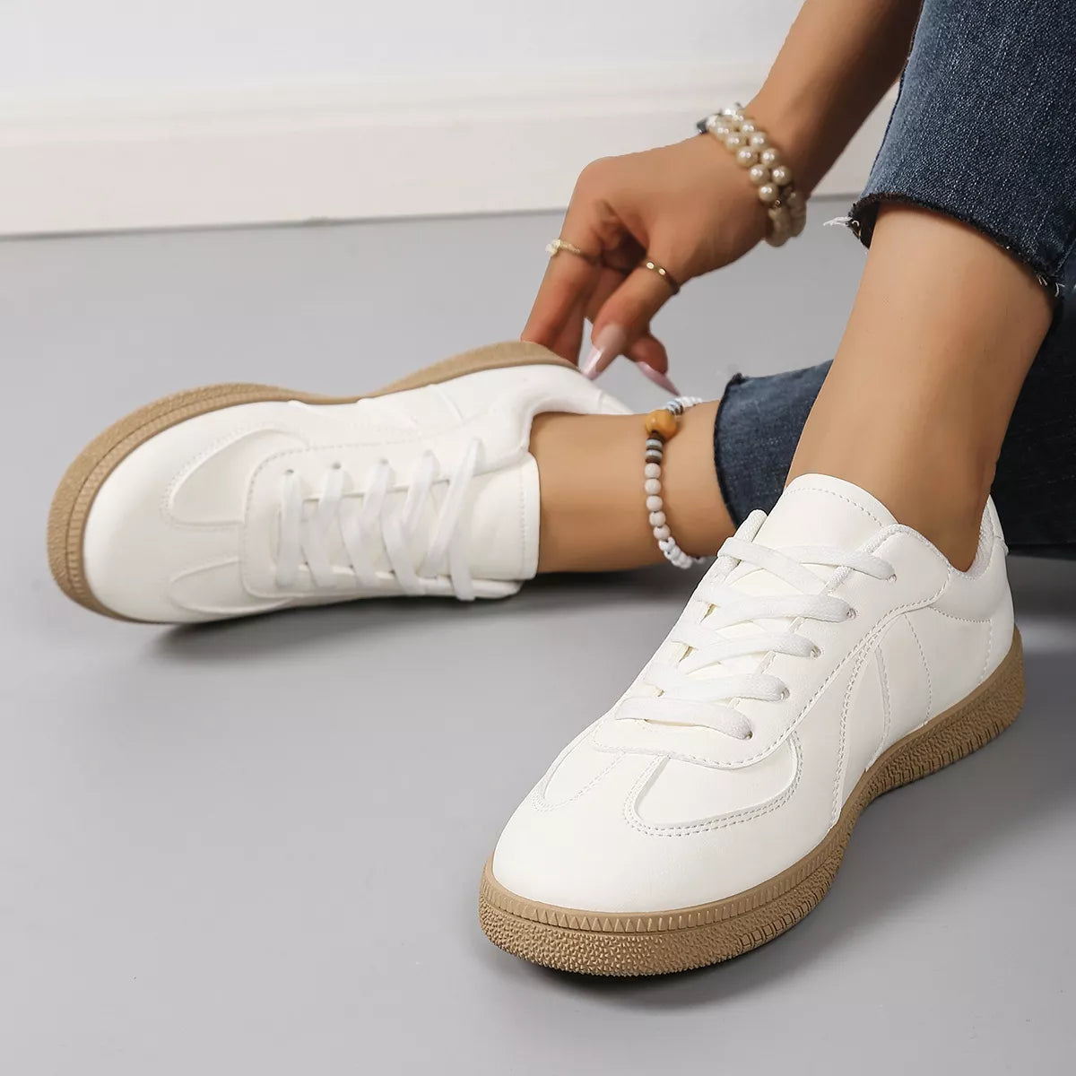 Round Toe Lace-Up Flats Sneakers - Lilixa.store