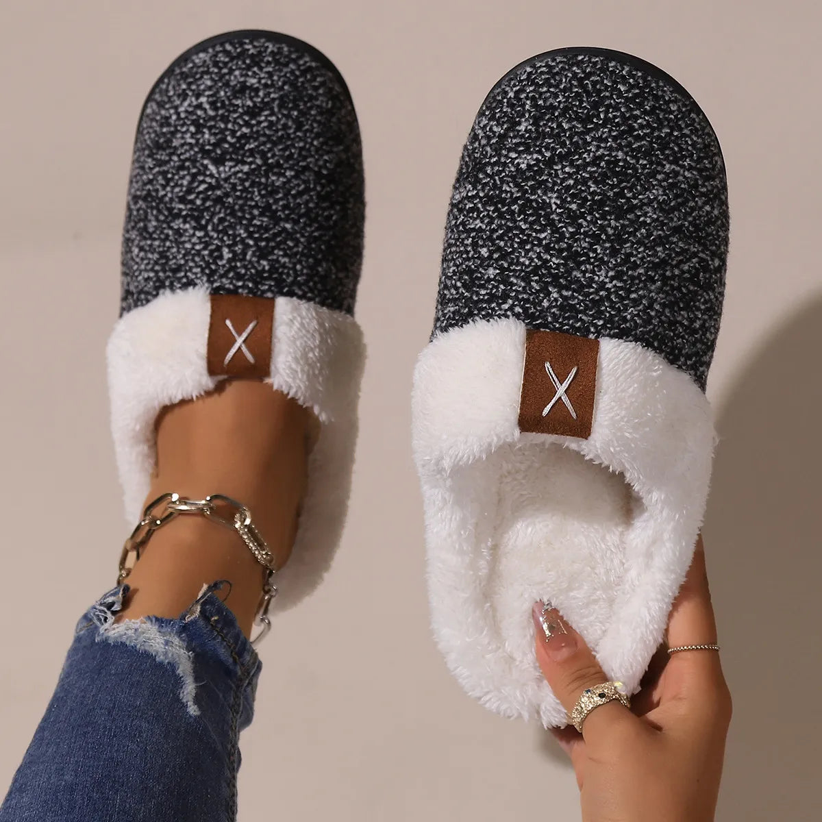 Cozy Fleece-Lined Slippers - Lilixa.store