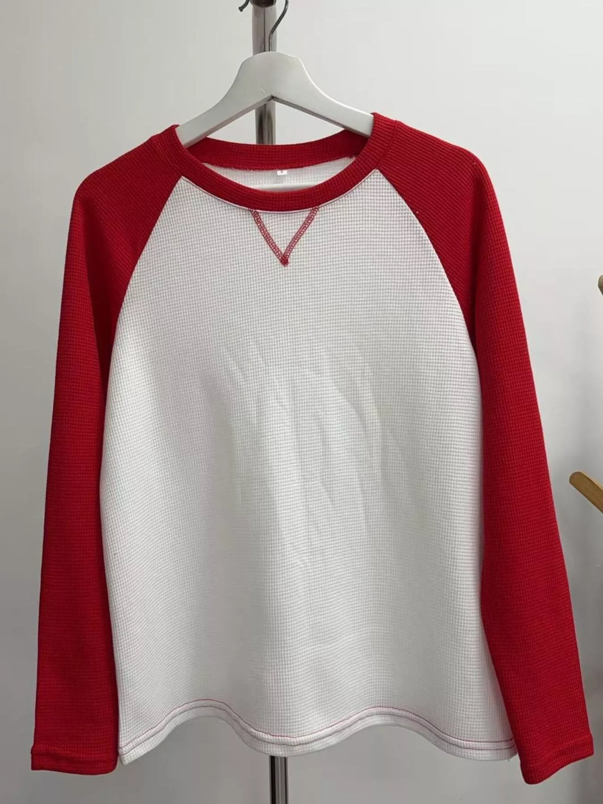 Color-Block Raglan Long Sleeve T-Shirt