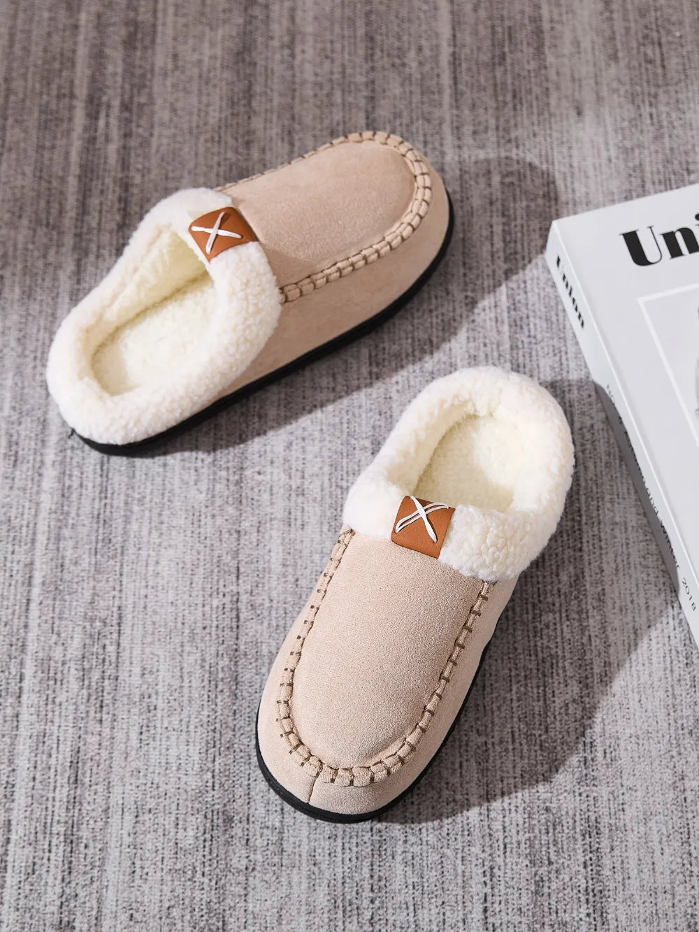 Contrast Round Toe Flat Slippers - Lilixa.store