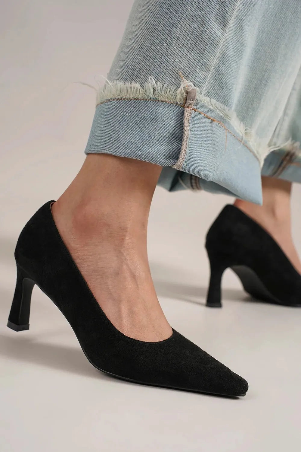 Beast Fashion Faux Suede Point Toe Pumps - Lilixa.store