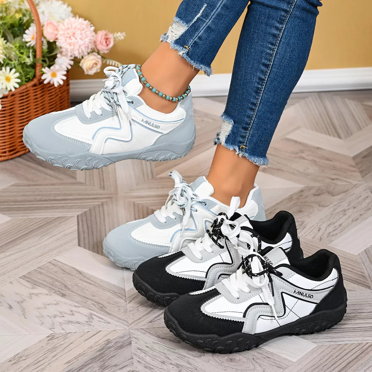 Round Toe Lace Up Sneakers - Lilixa.store