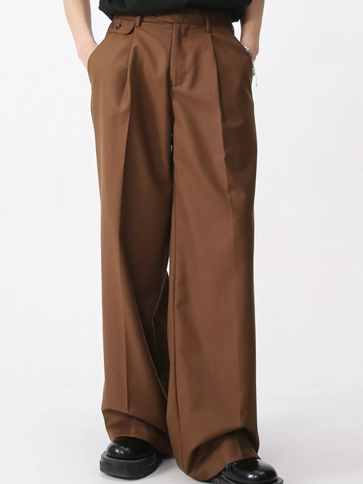 Men's High-Waisted Wide-Leg Pants in Brown