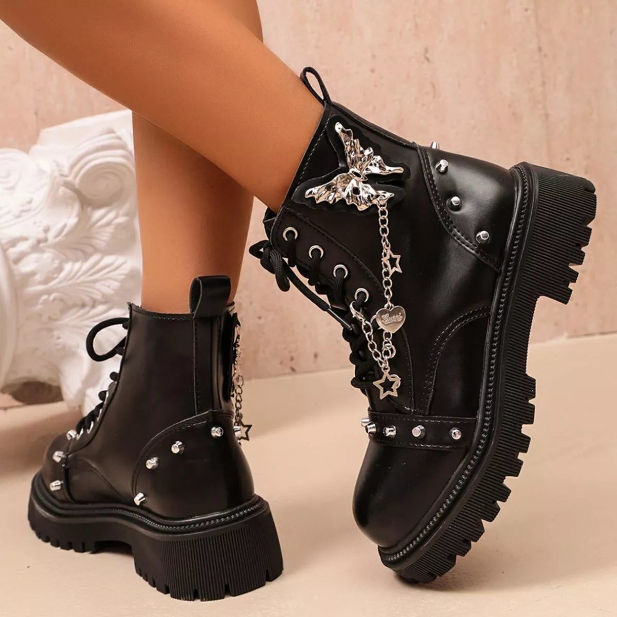 Round Toe Lace Up Boots - Lilixa.store