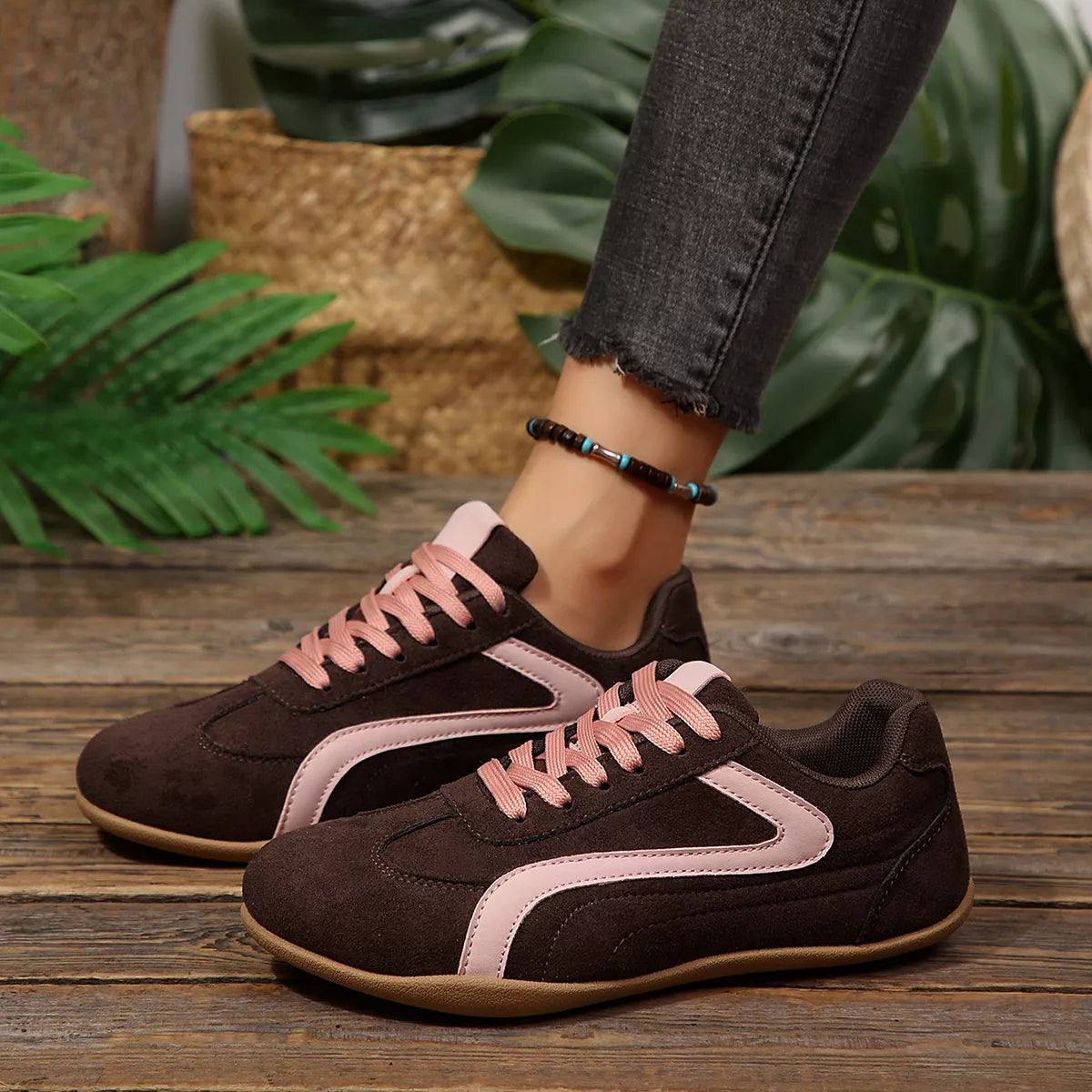 Round Toe Lace Up Sneakers in Brown
