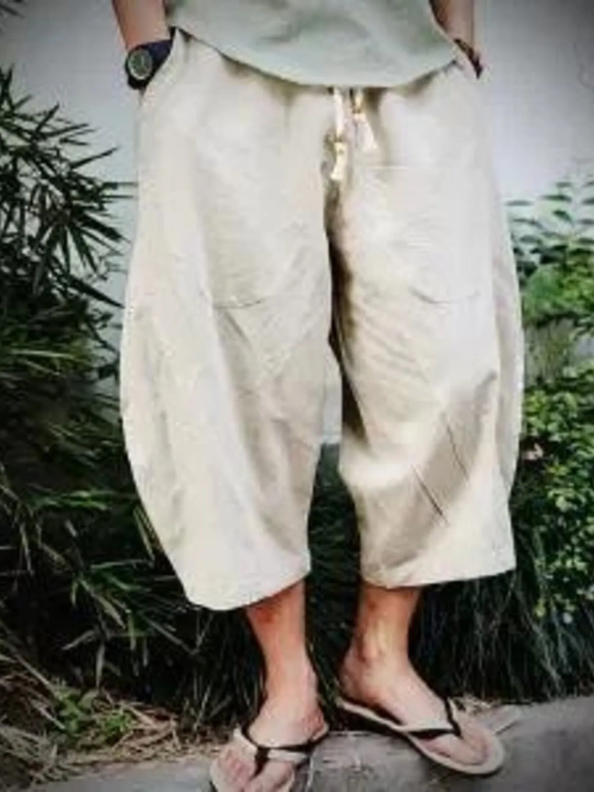 Men's Plus Size Loose Fit Cropped Pants in Off-white