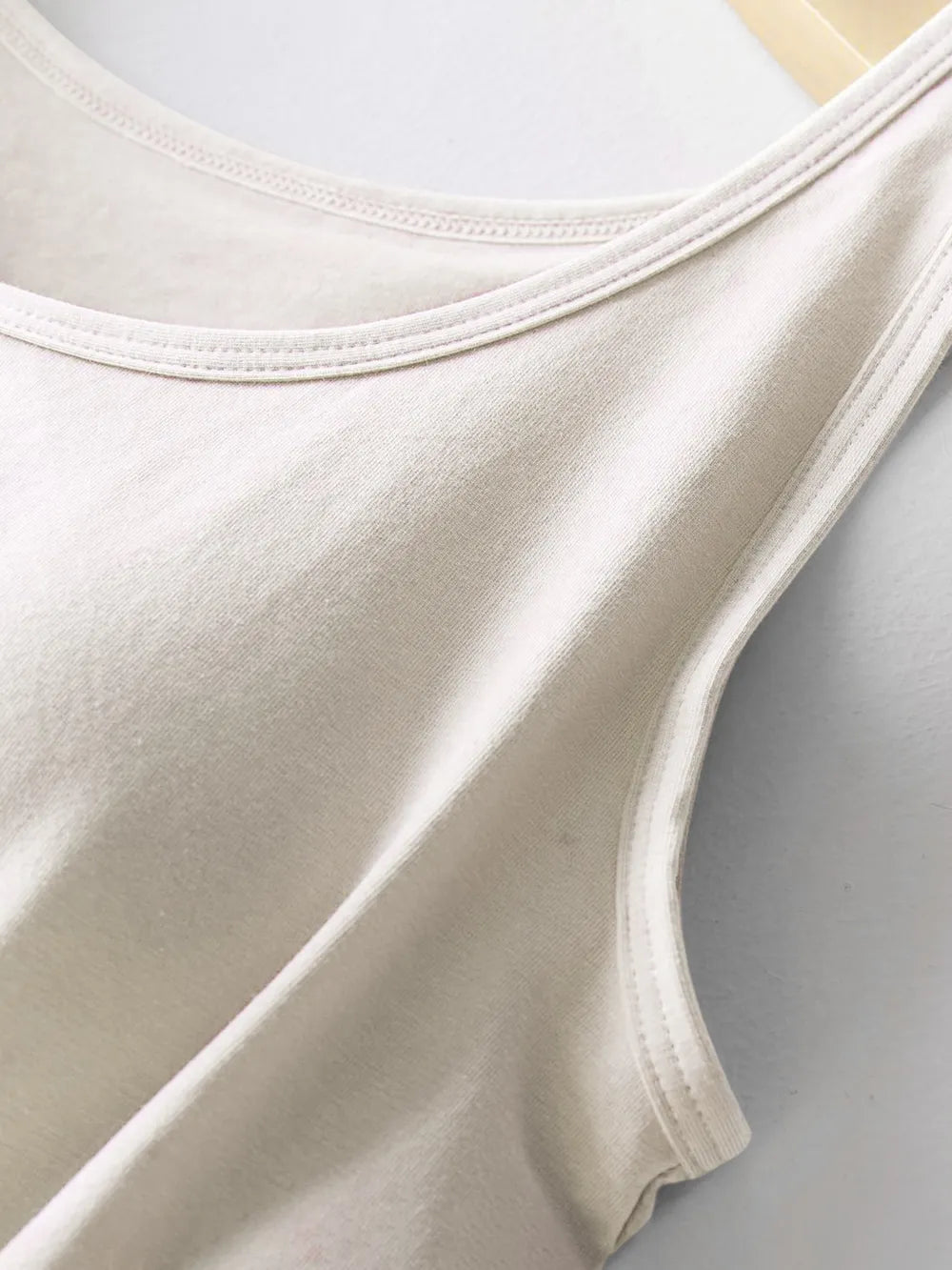 Round Neck Tank with Bra - Lilixa.store