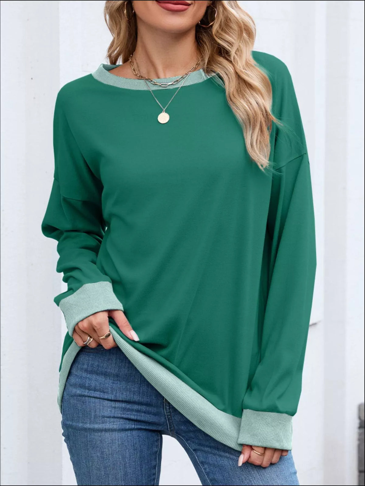 Contrast Trim Long Sleeve Sweatshirt in Dark Green