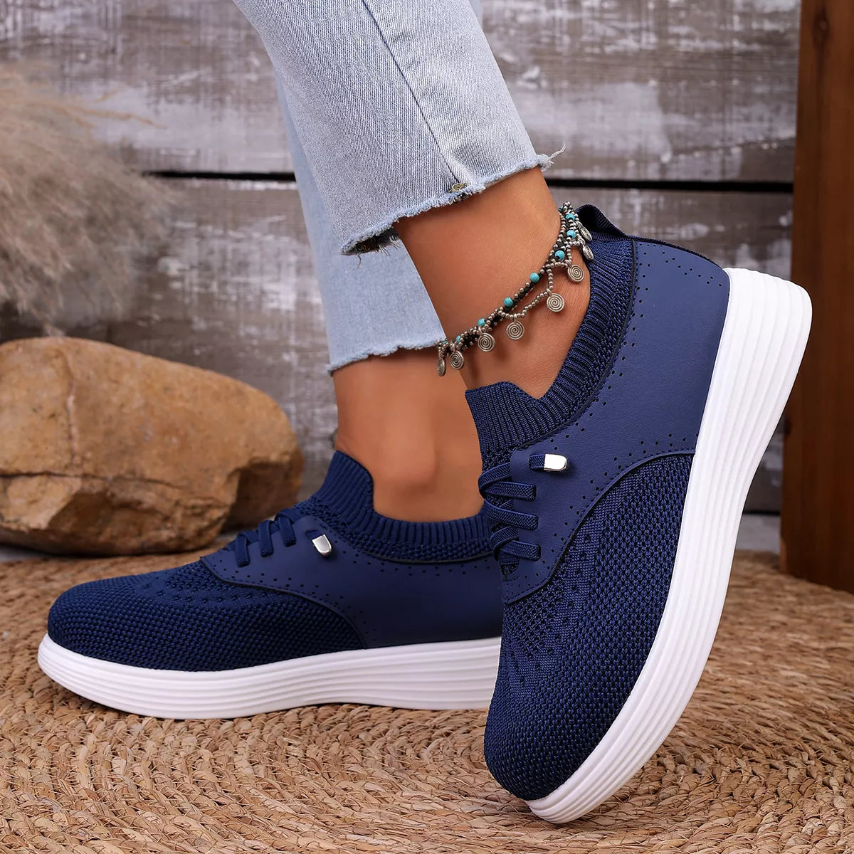 Round Toe Lace Up Sneakers - Lilixa.store