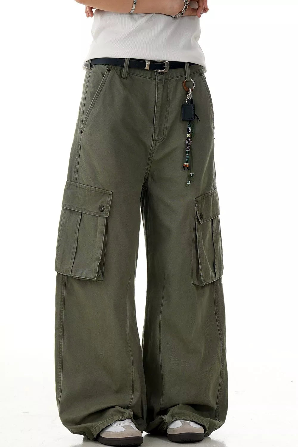 Men's Wide Leg Cargo Pants in Army Green, view 2
