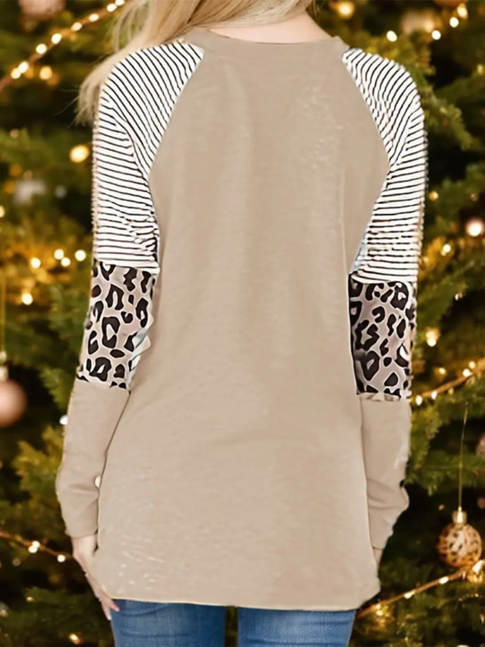 Christmas Tree Graphic Striped Long Sleeve Sweatshirt - Lilixa.store