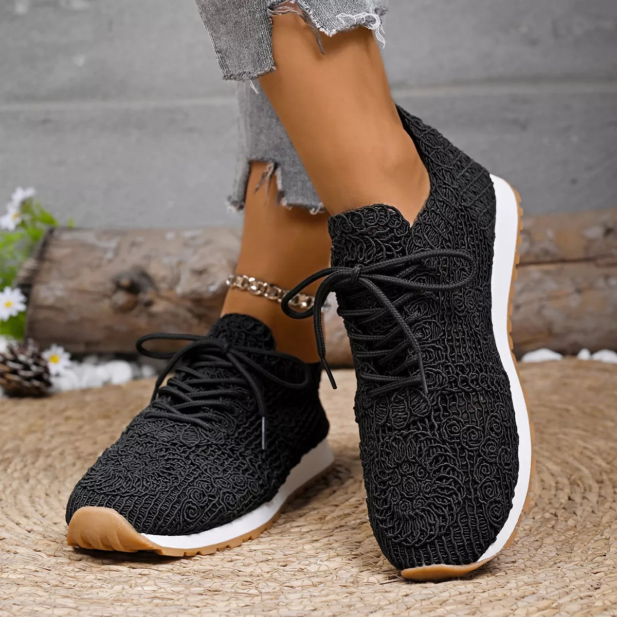 Round Toe Lace Up Sneakers - Lilixa.store