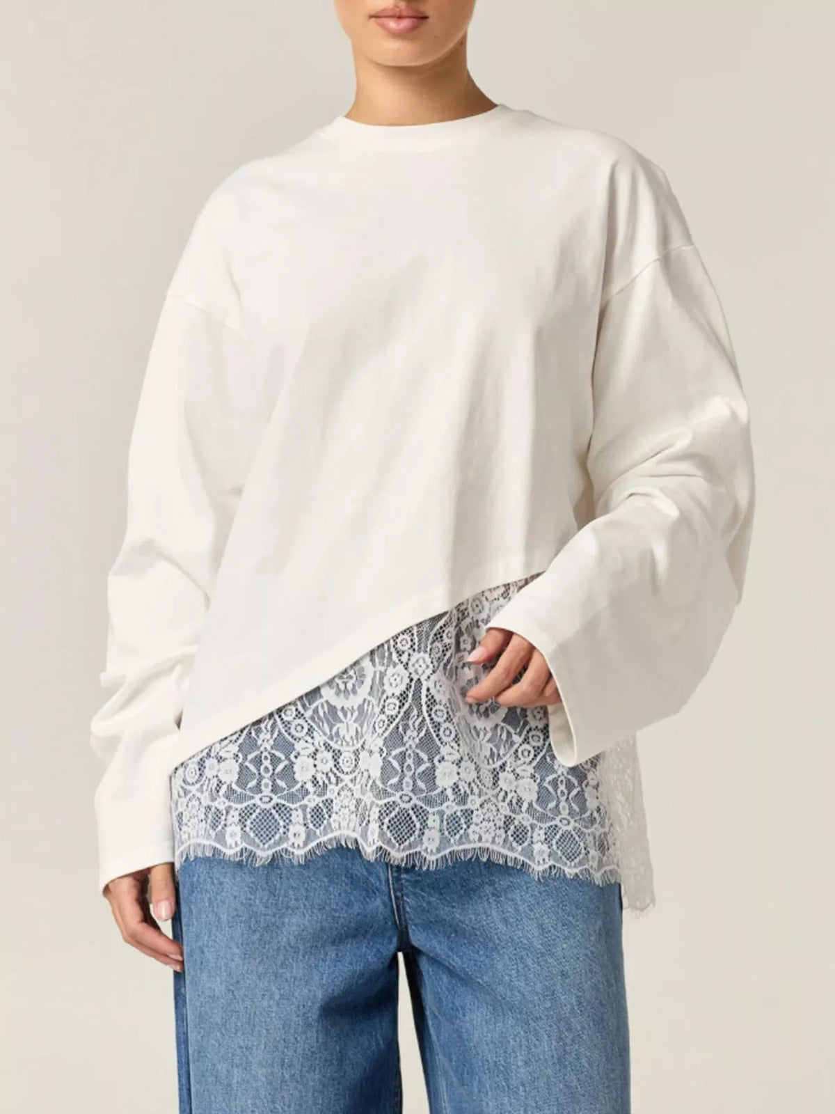 Long-Sleeve T-Shirt with Asymmetric Lace Hem - Lilixa.store