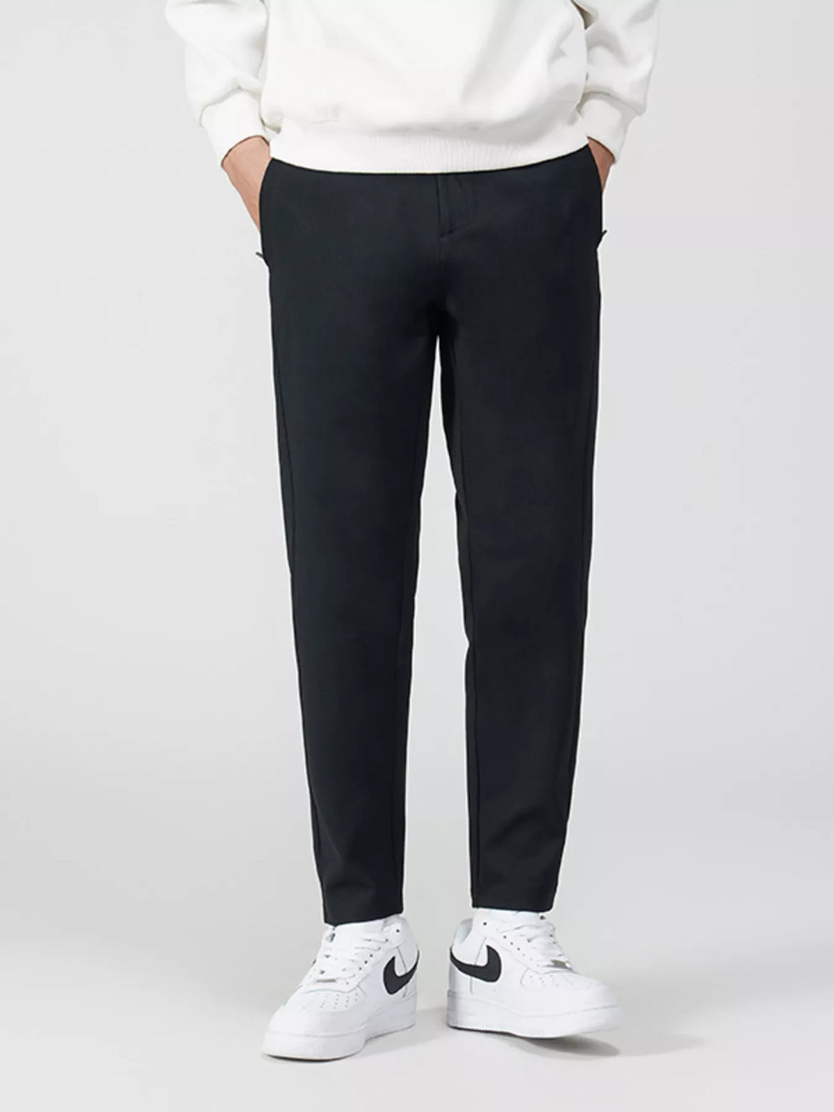 Men's Plus Size Slim-Fit Stretch Pants in Black