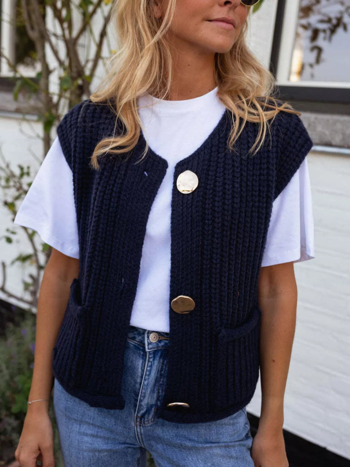 Button-Down Sweater Vest in Navy Blue