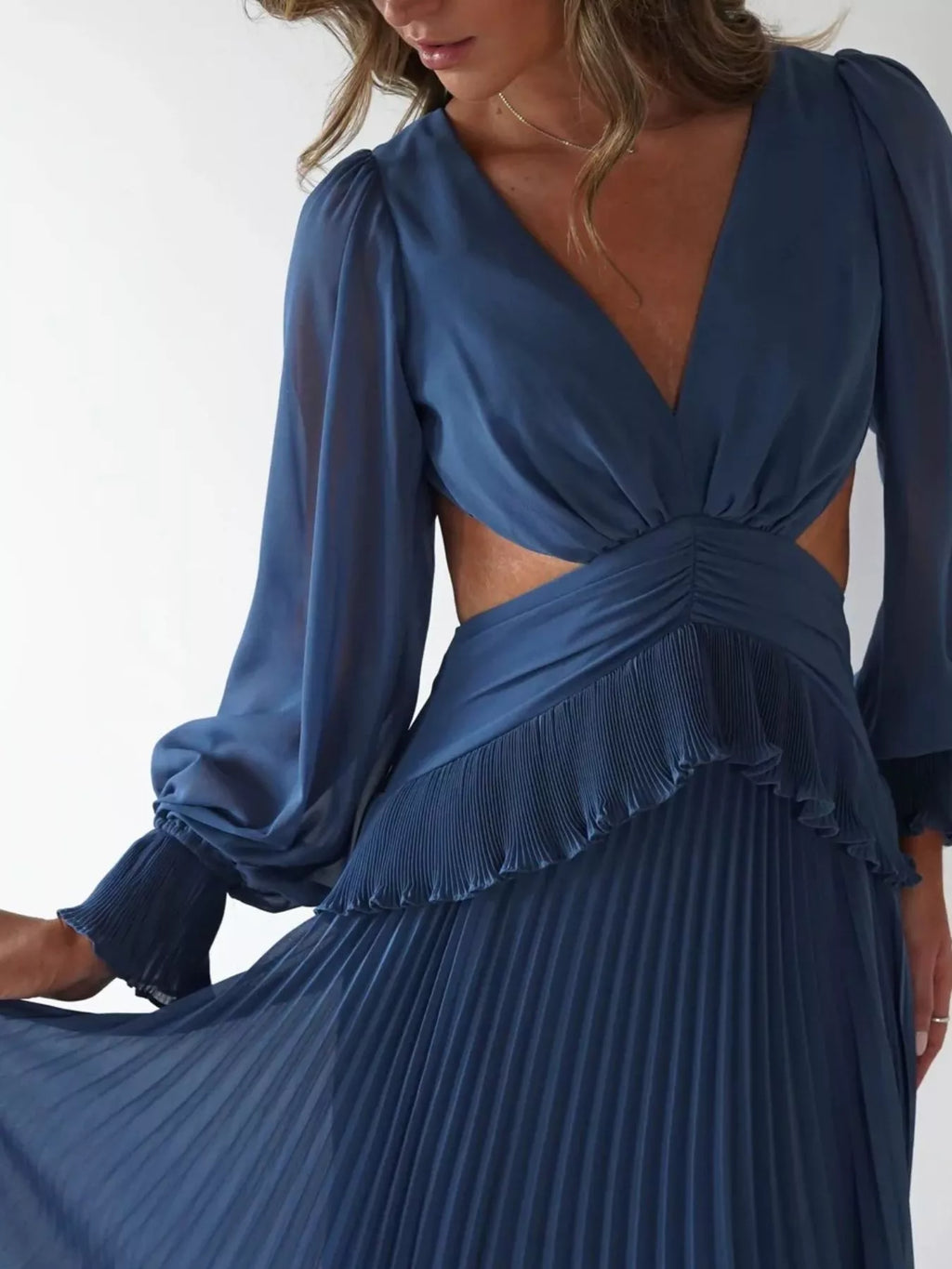 Backless Pleated Long Sleeve Maxi Dress - Lilixa.store