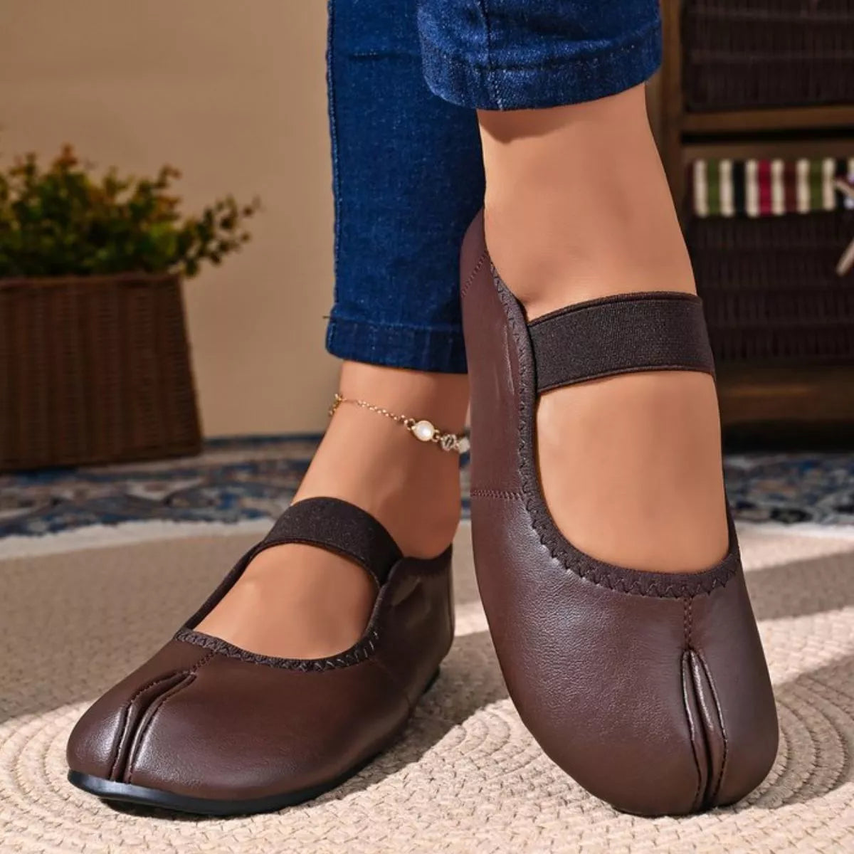 Split-Toe Slip-Ons - Lilixa.store