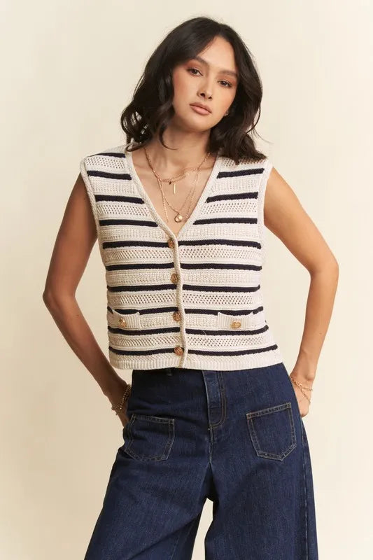 Davi & Dani Sleeveless Cropped Striped Sweater Knit Vest Top - Lilixa.store
