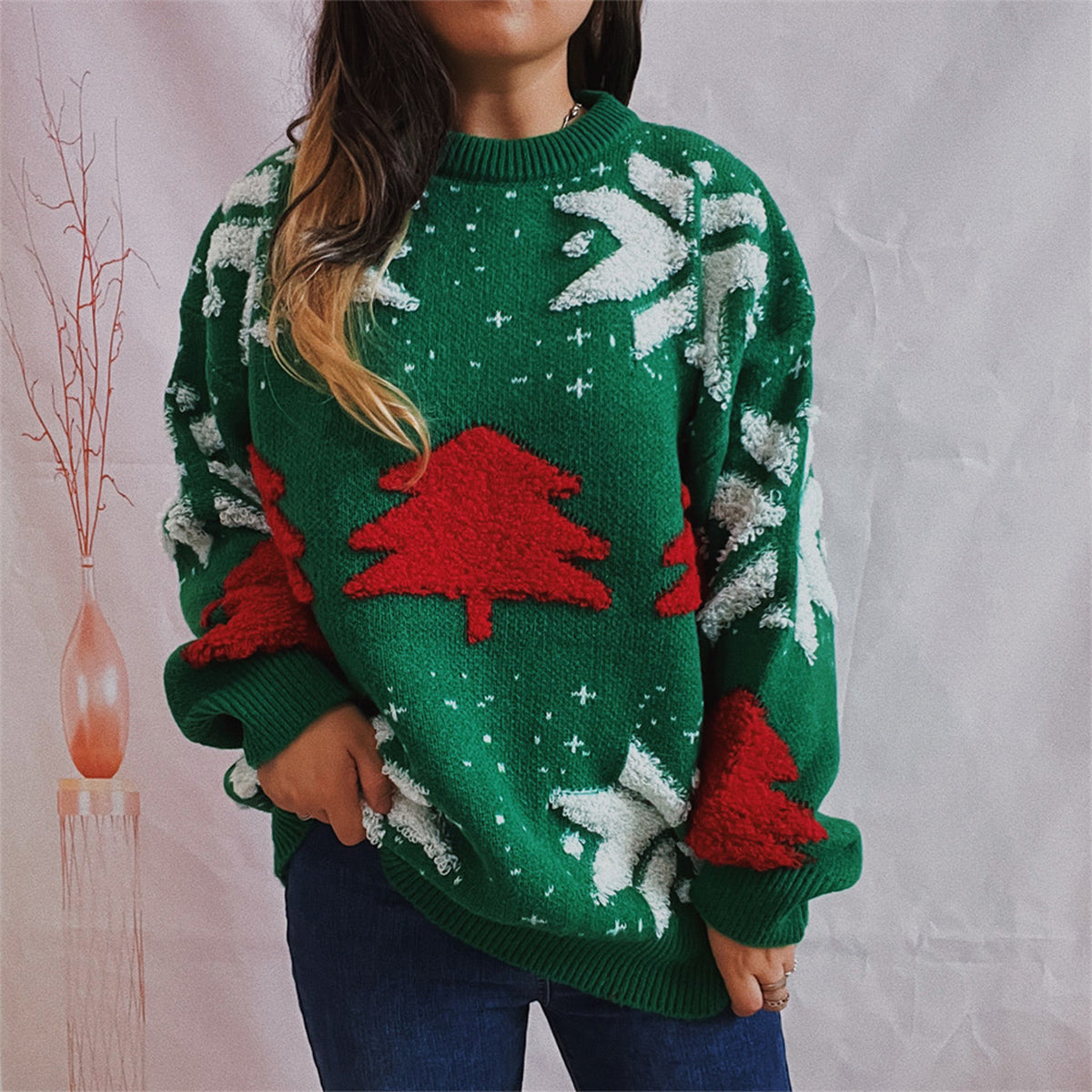 Snowflake Round Neck Long Sleeve Sweater in Green