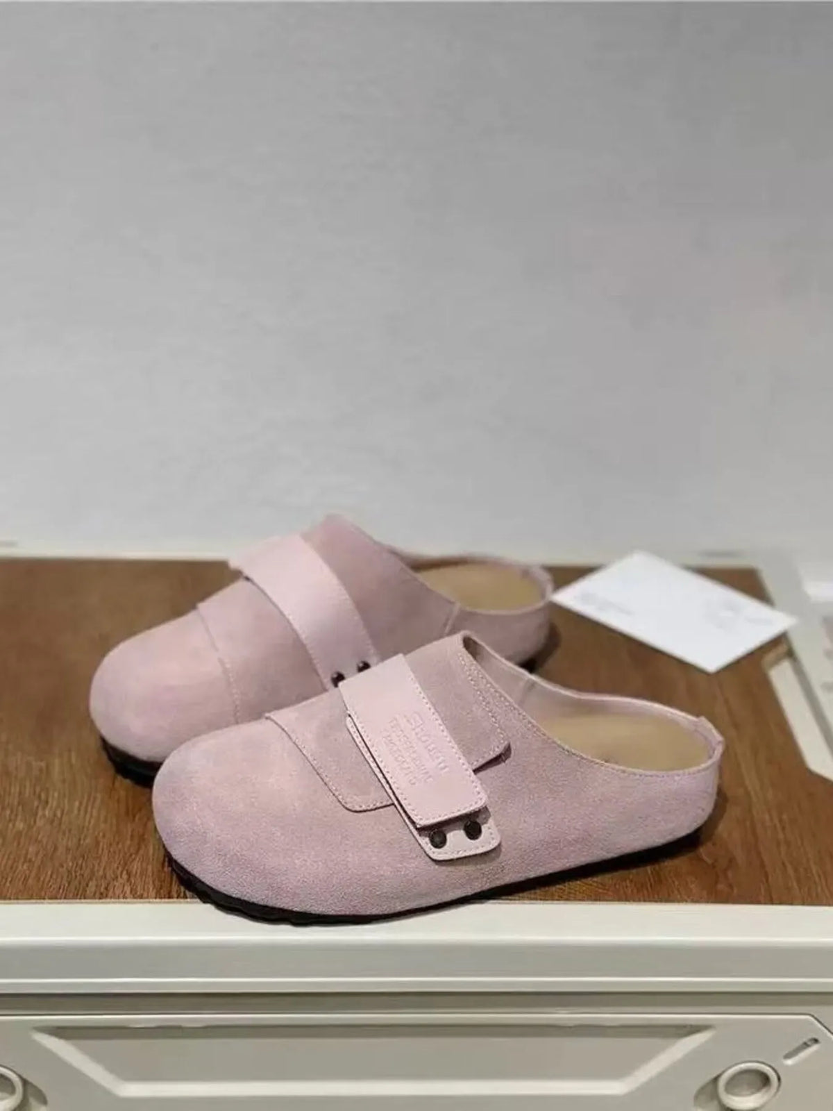 Round Toe Flats Slip-Ons in Pink