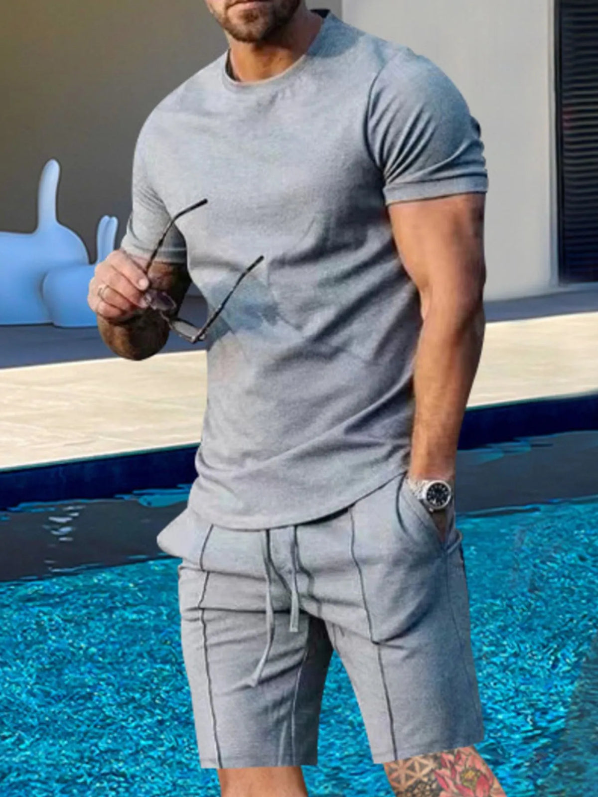 Men's Plus Size Round Neck Short Sleeve Top and Shorts Set in Light Gray
