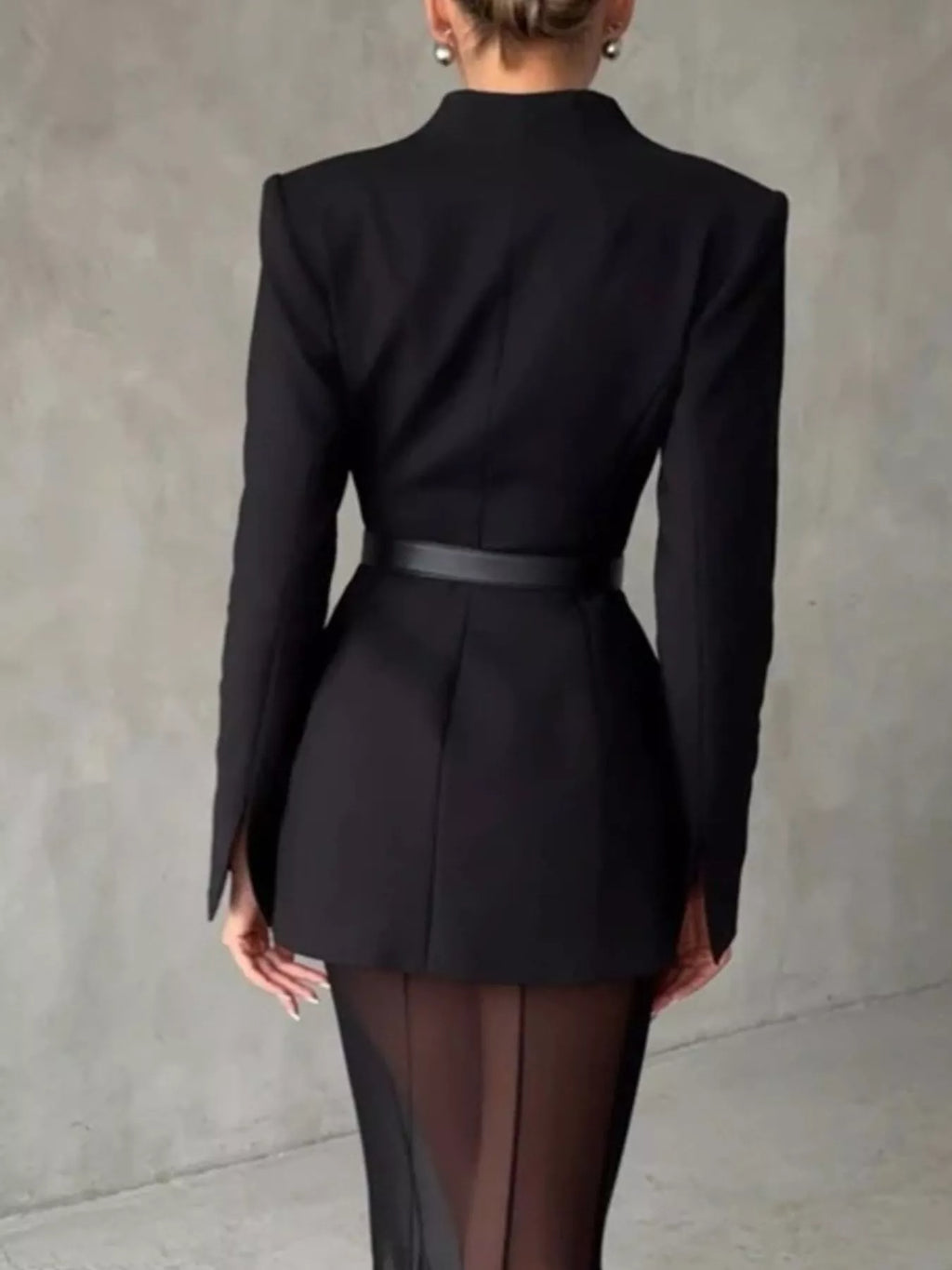 Slim-Fit Structured Waist Blazer - Lilixa.store