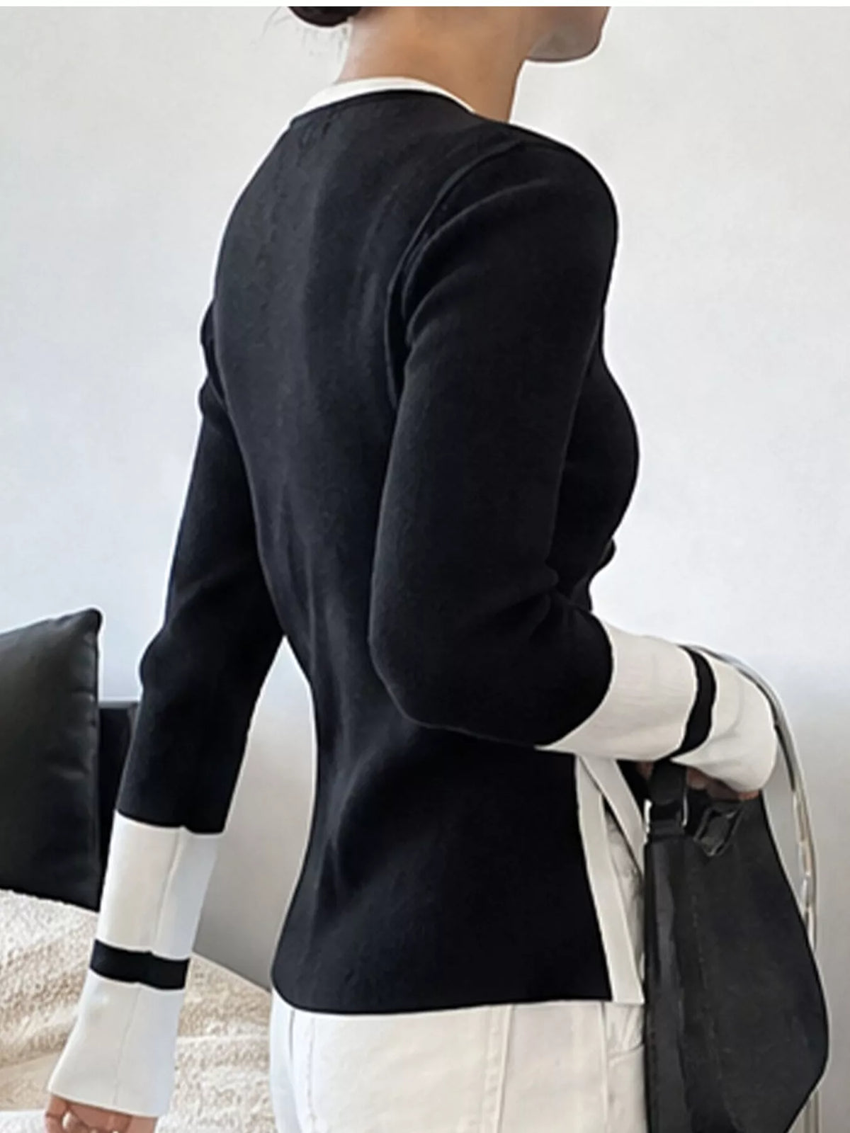 Side Slit Contrast Trim Sweater