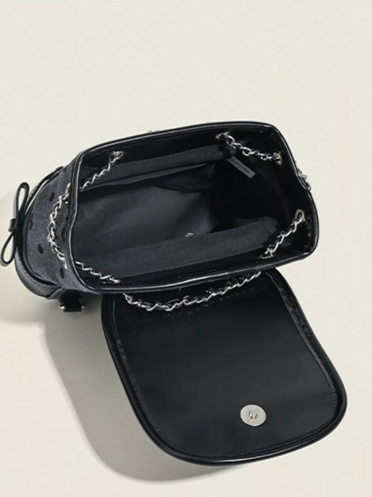 Heart Decor Chain Detail Backpack Bag - Lilixa.store