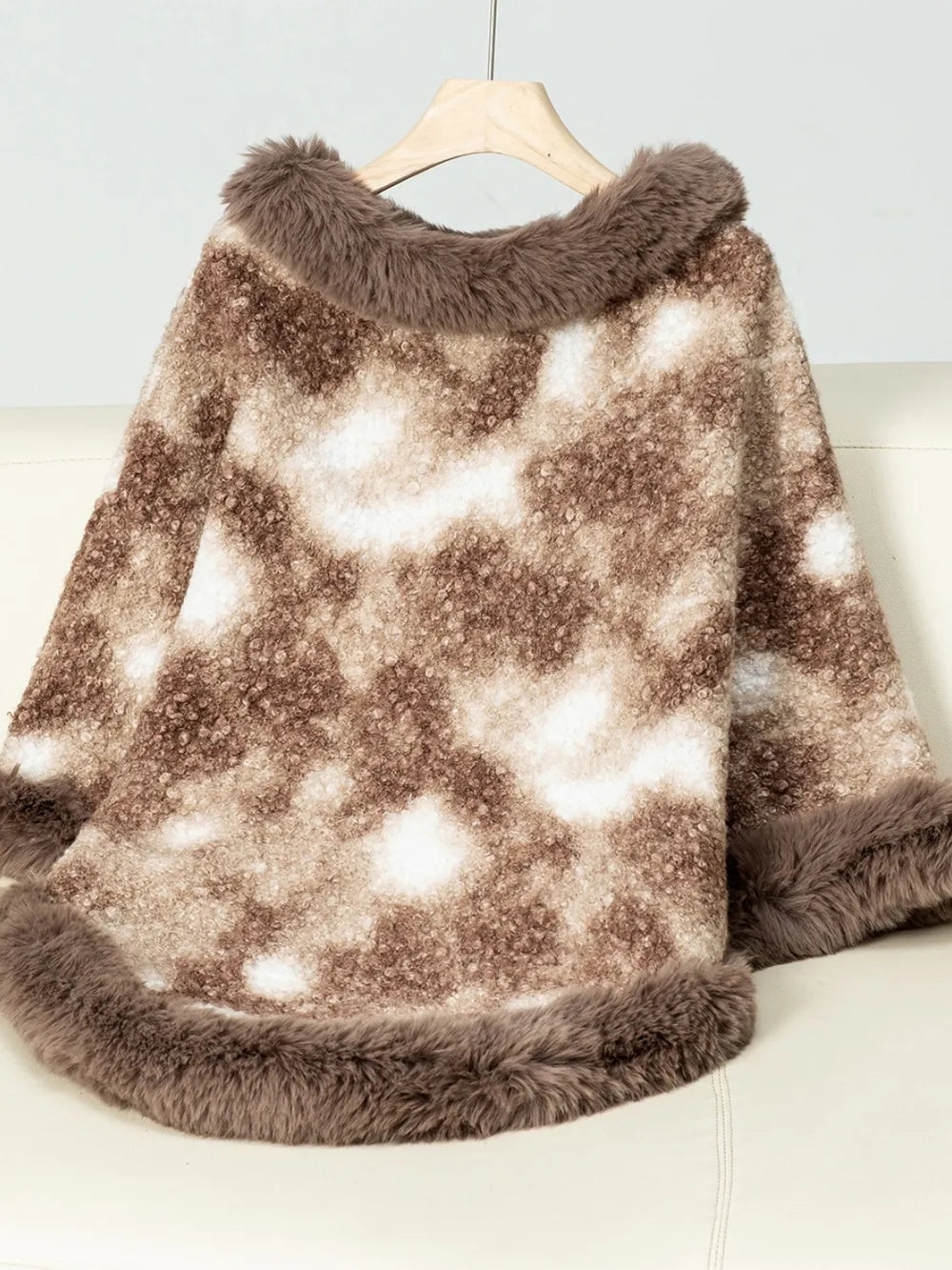 Furry Contrast Three-Quarter Poncho - Lilixa.store