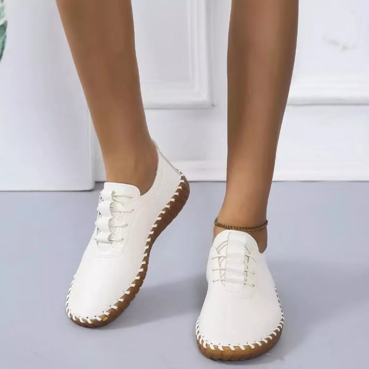 Round Toe Lace Up Sneakers