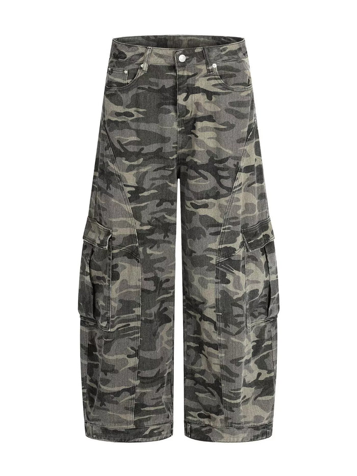 Men's Camouflage Cargo Pants in Camouflage Color