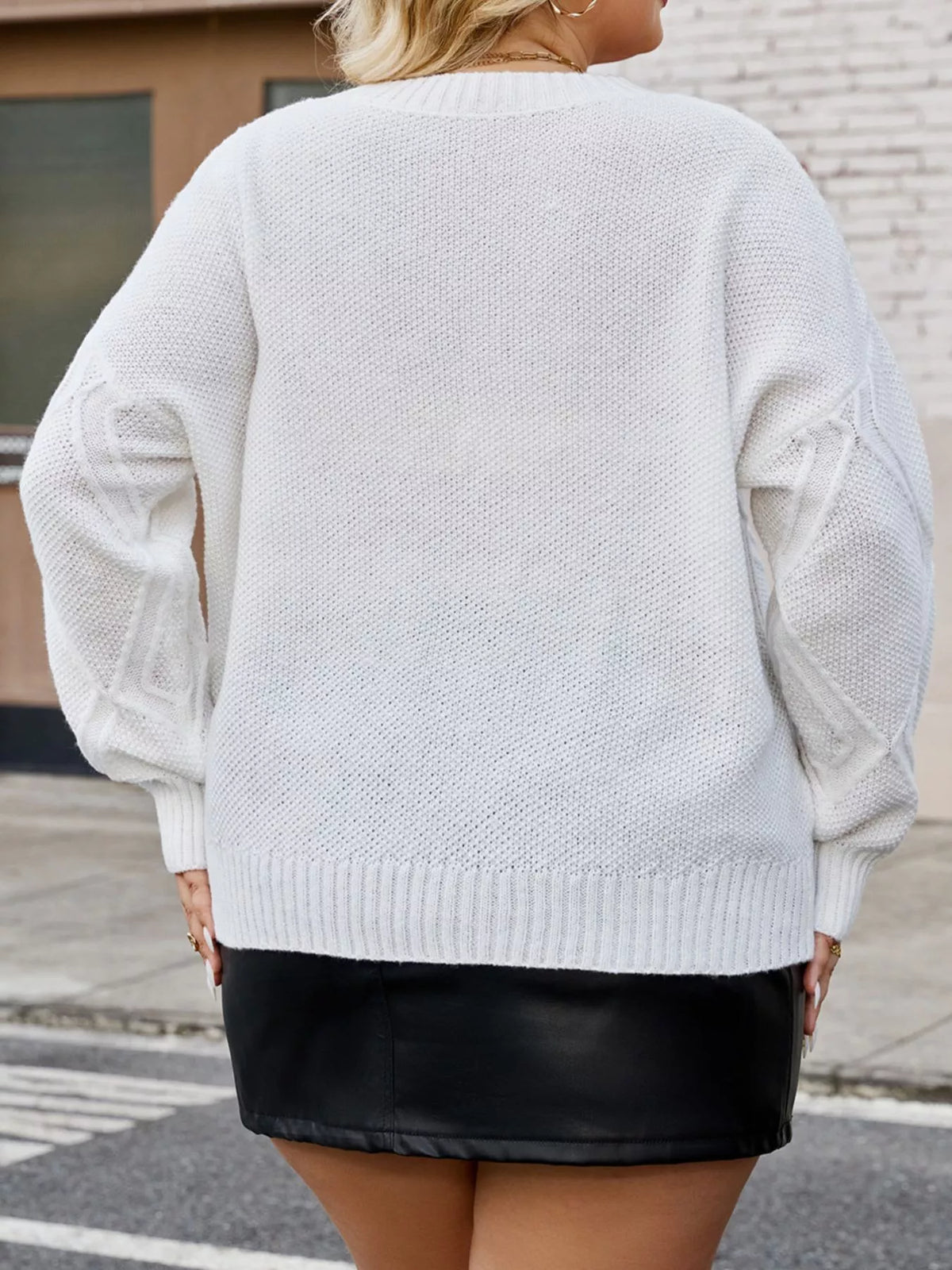 Plus Size Diamond Pattern Round Neck Sweater - Lilixa.store