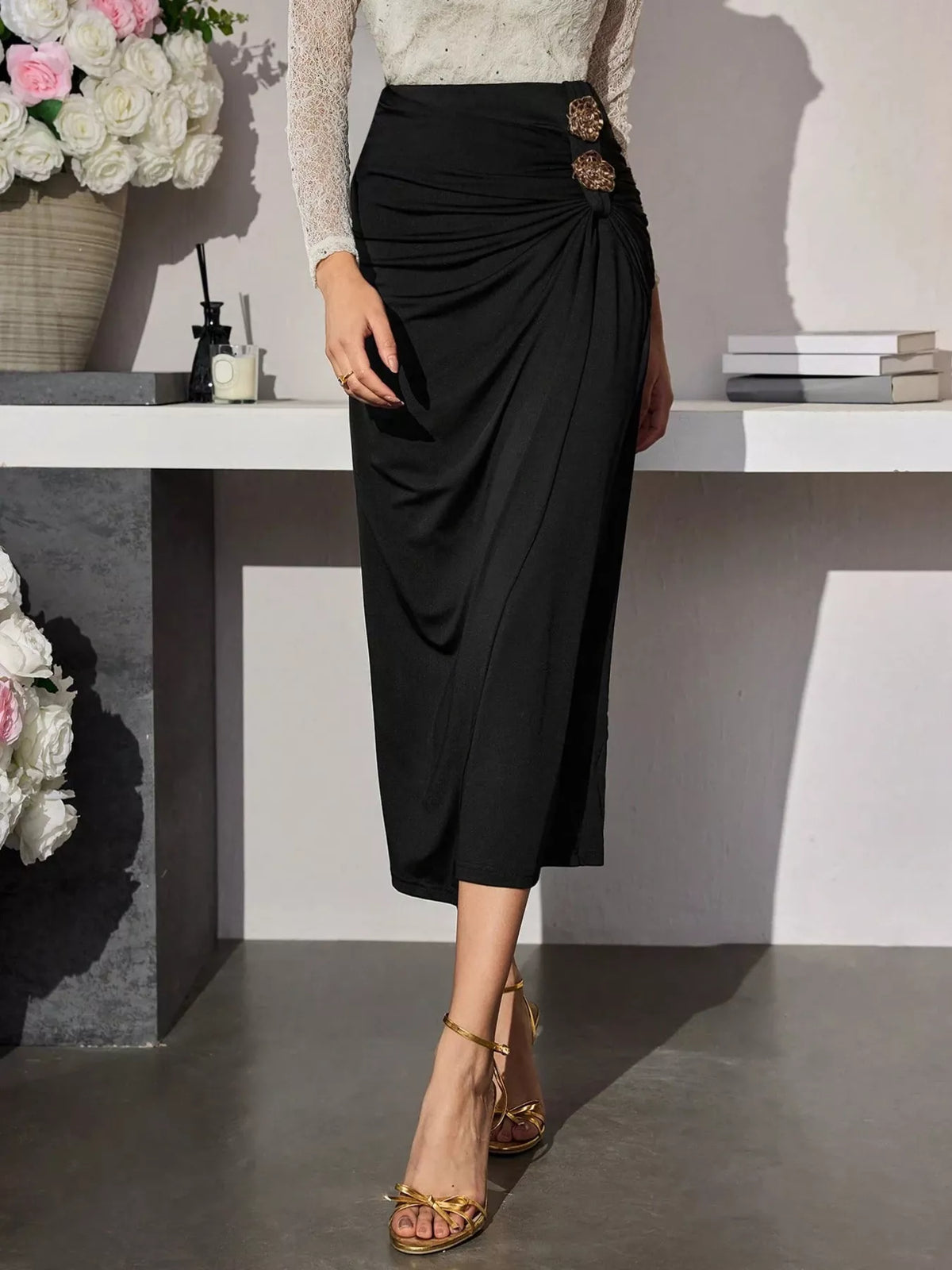 Elegant High-Waisted Ruched Midi Skirt with Decorative Buttons in Black