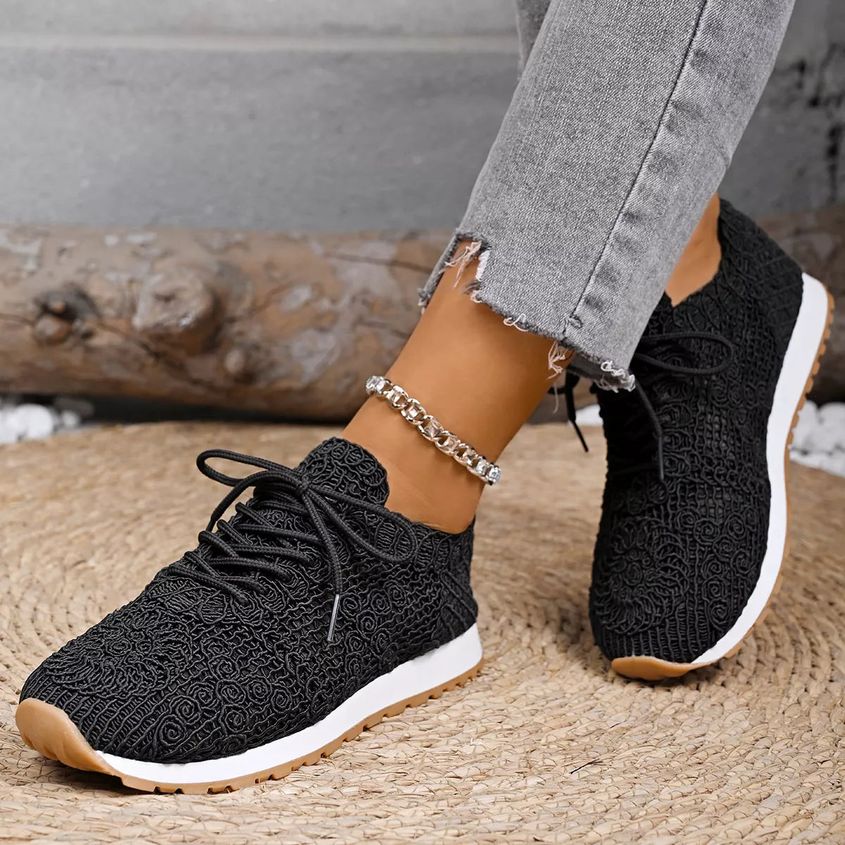 Round Toe Lace Up Sneakers - Lilixa.store