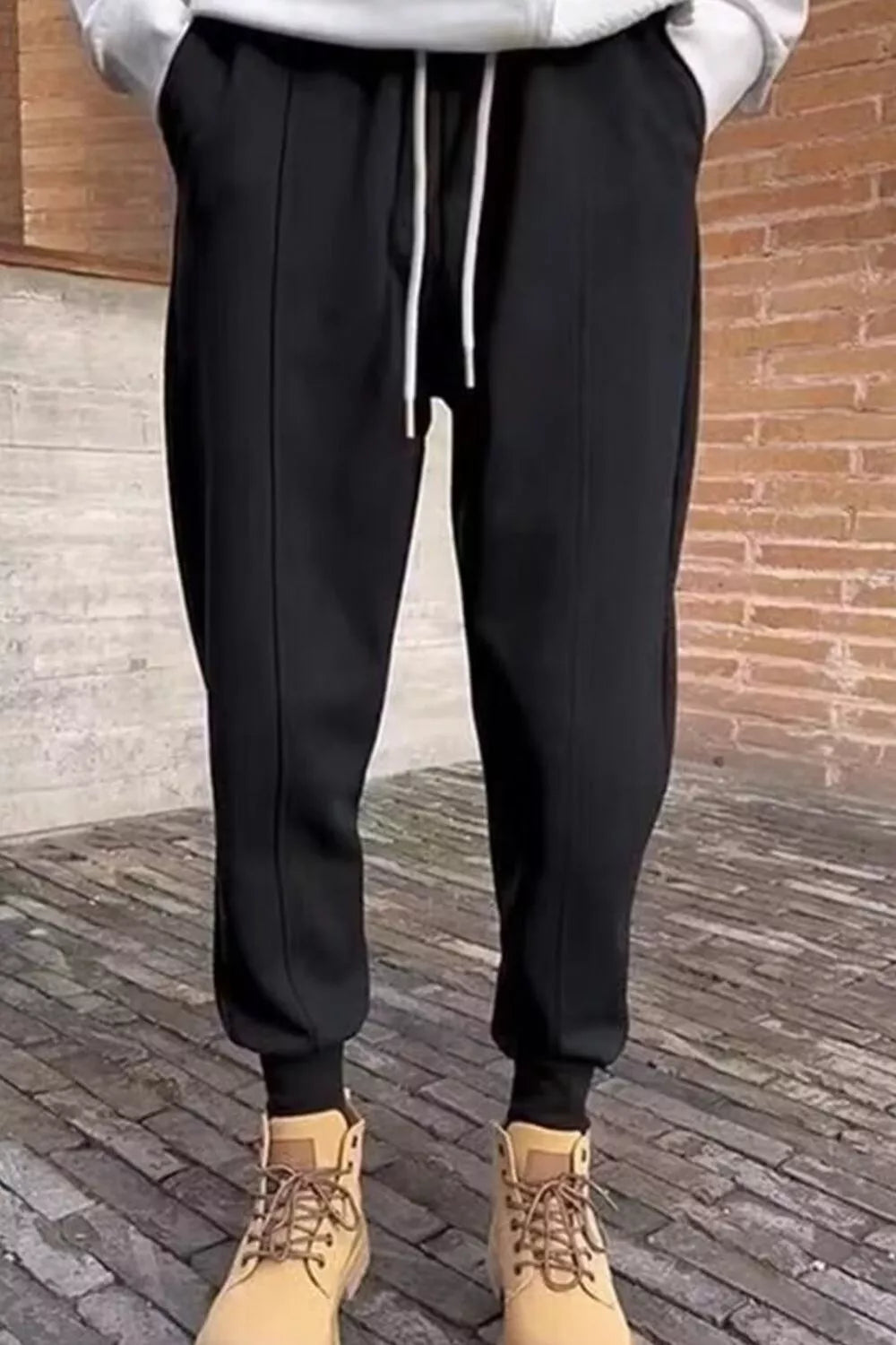 Men's Plus Size Drawstring Loose Fit Joggers in Black