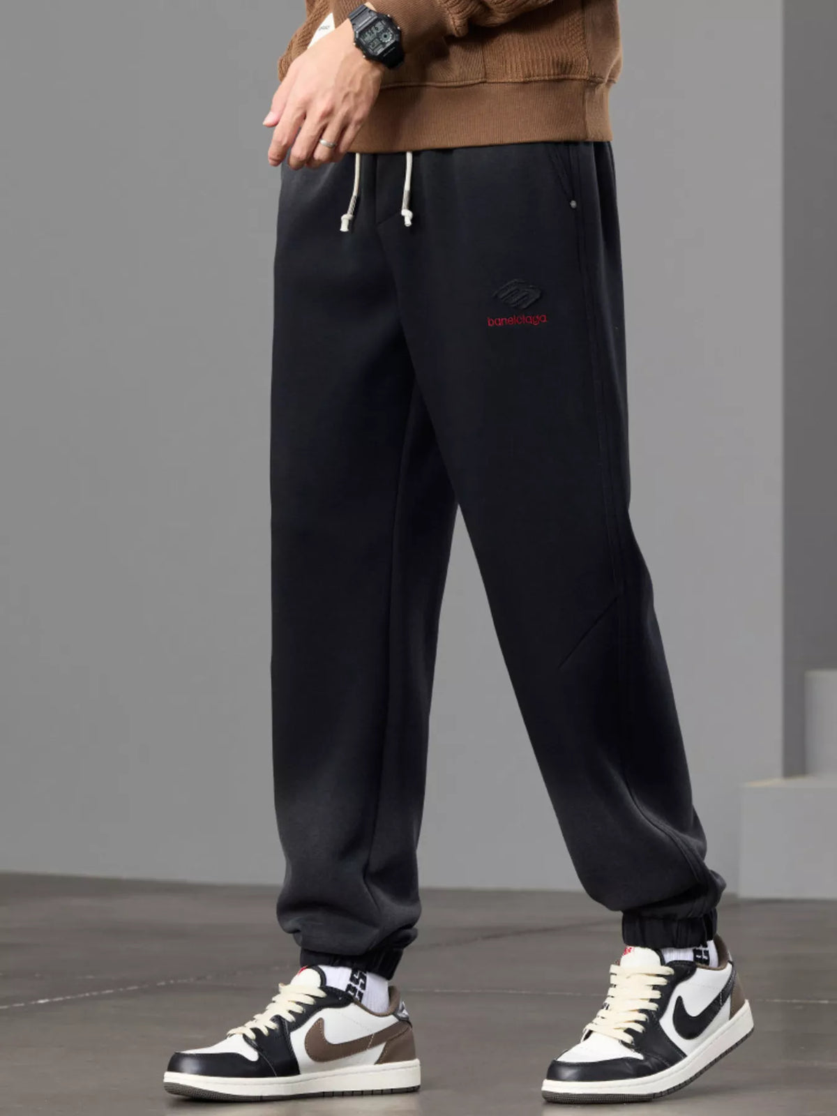 Men's Casual Loose Fit Sweatpants, view 2