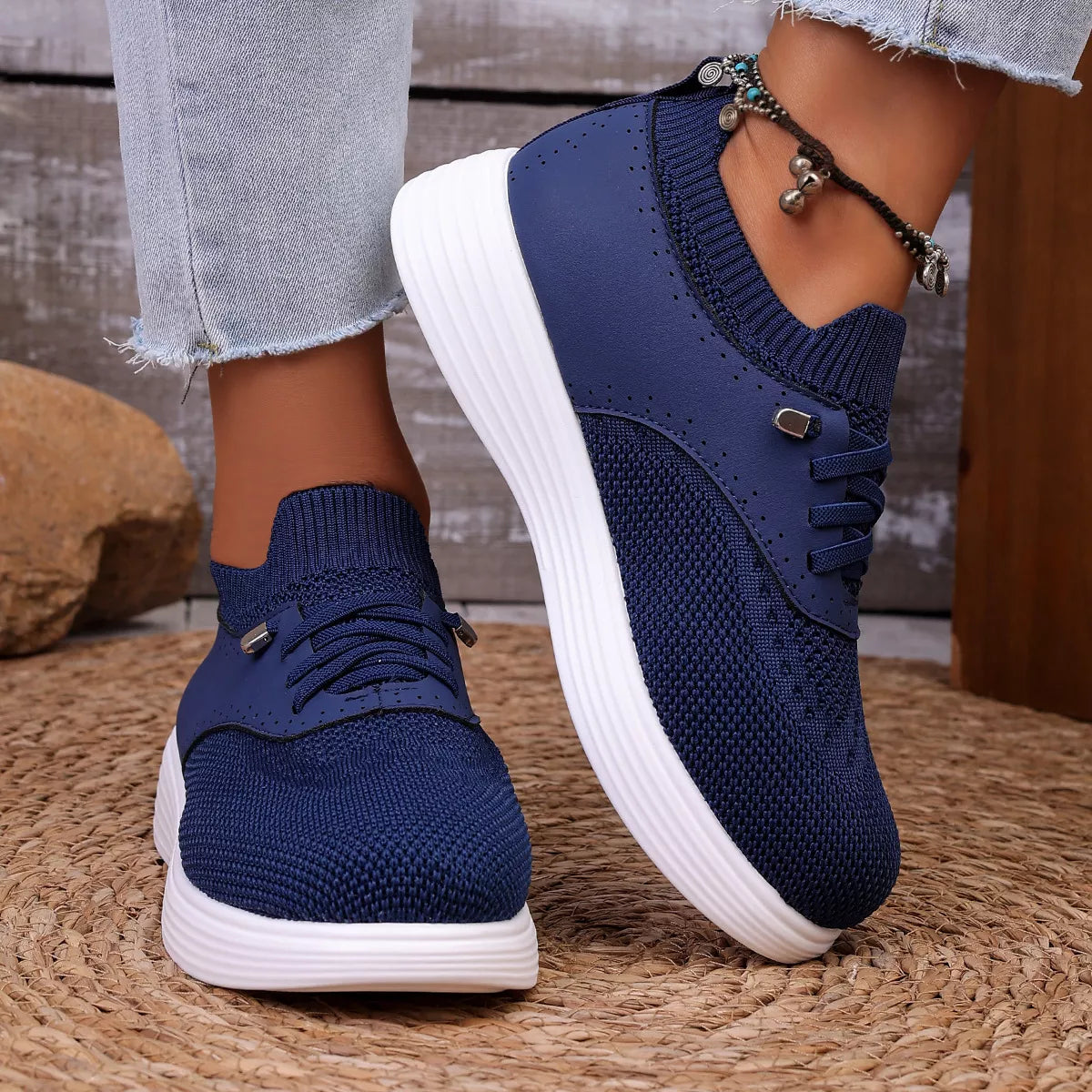 Round Toe Lace Up Sneakers - Lilixa.store