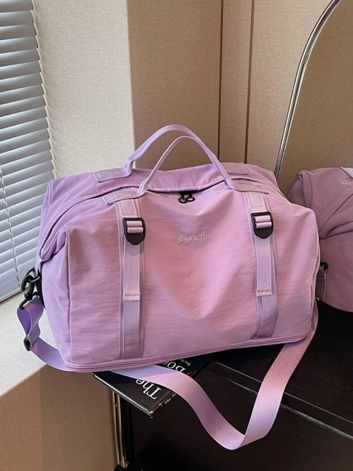 Lightweight Nylon Travel Bag - Lilixa.store