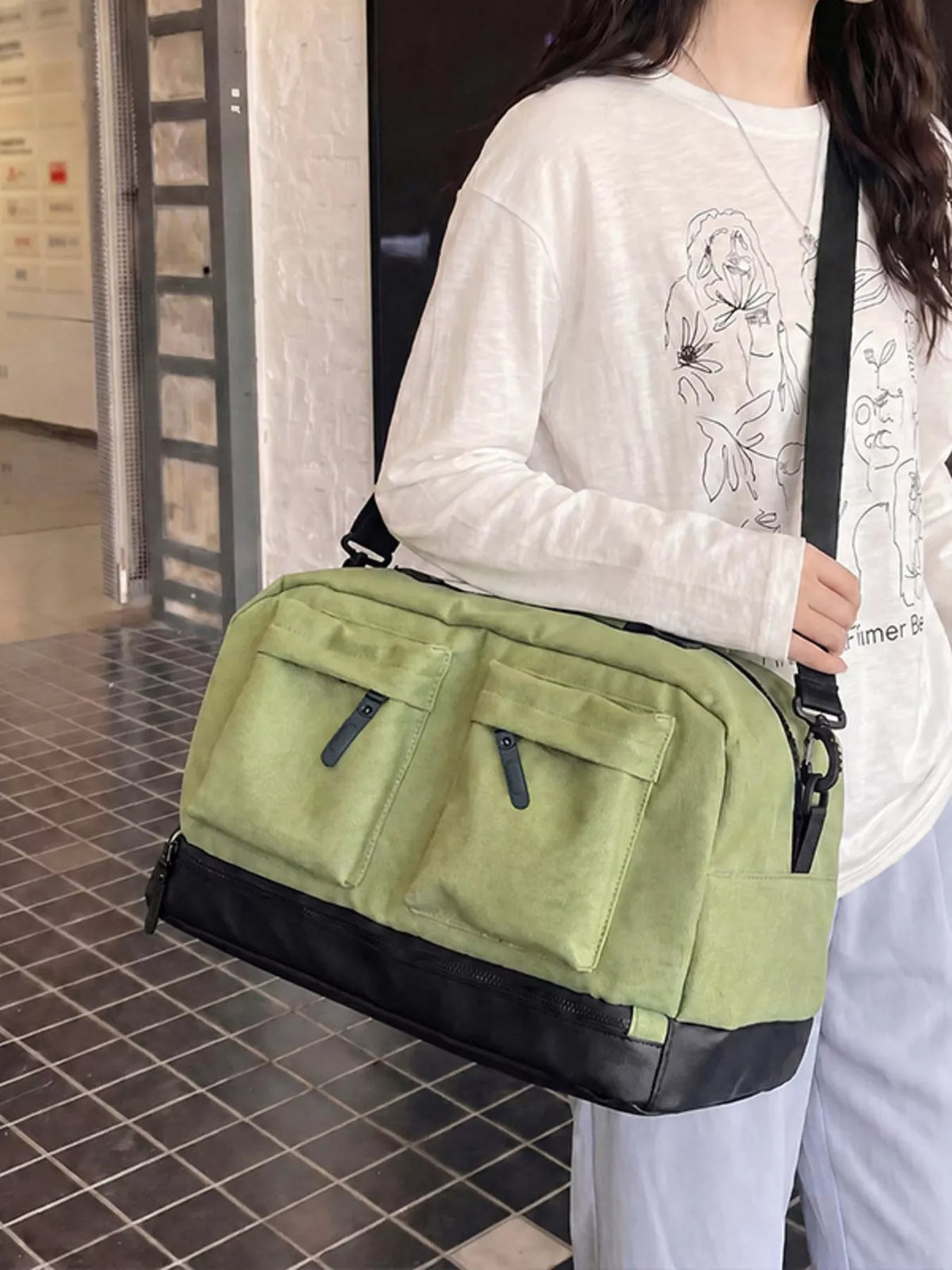 Multiple Pockets Travel Bag - Lilixa.store