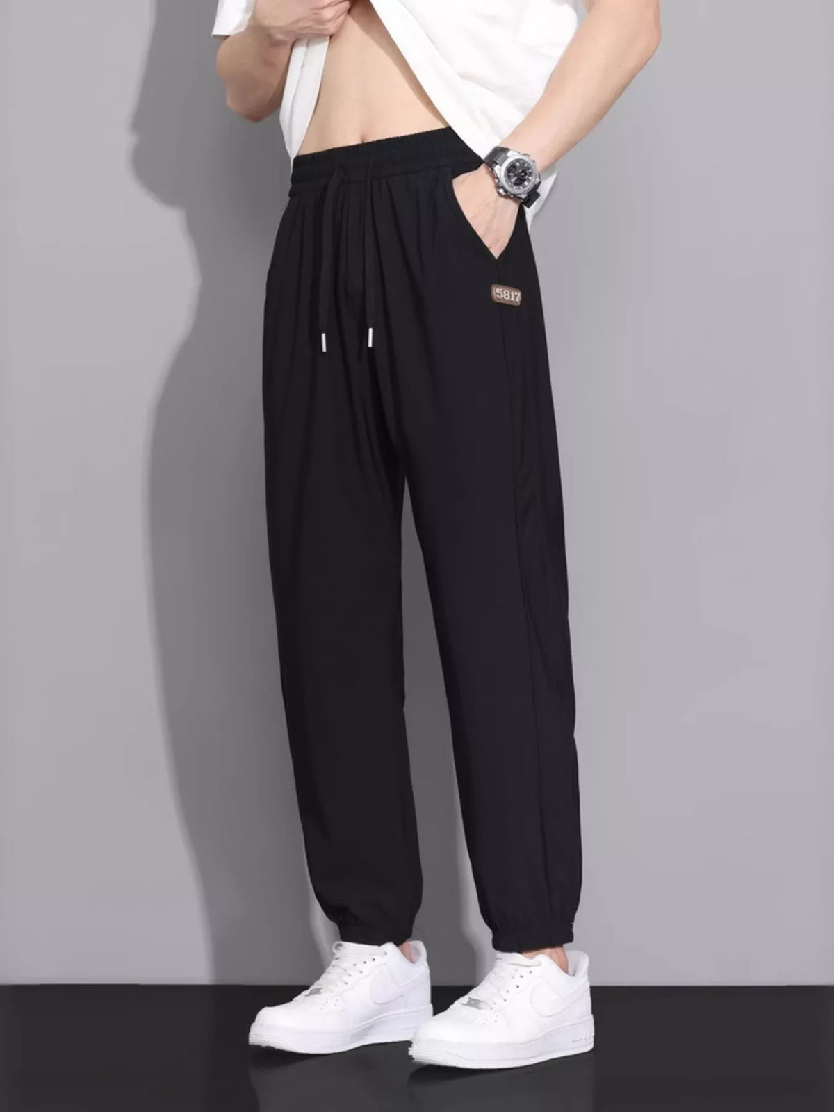 Men's Plus Size Casual Loose-Fit Drawstring Joggers in Black